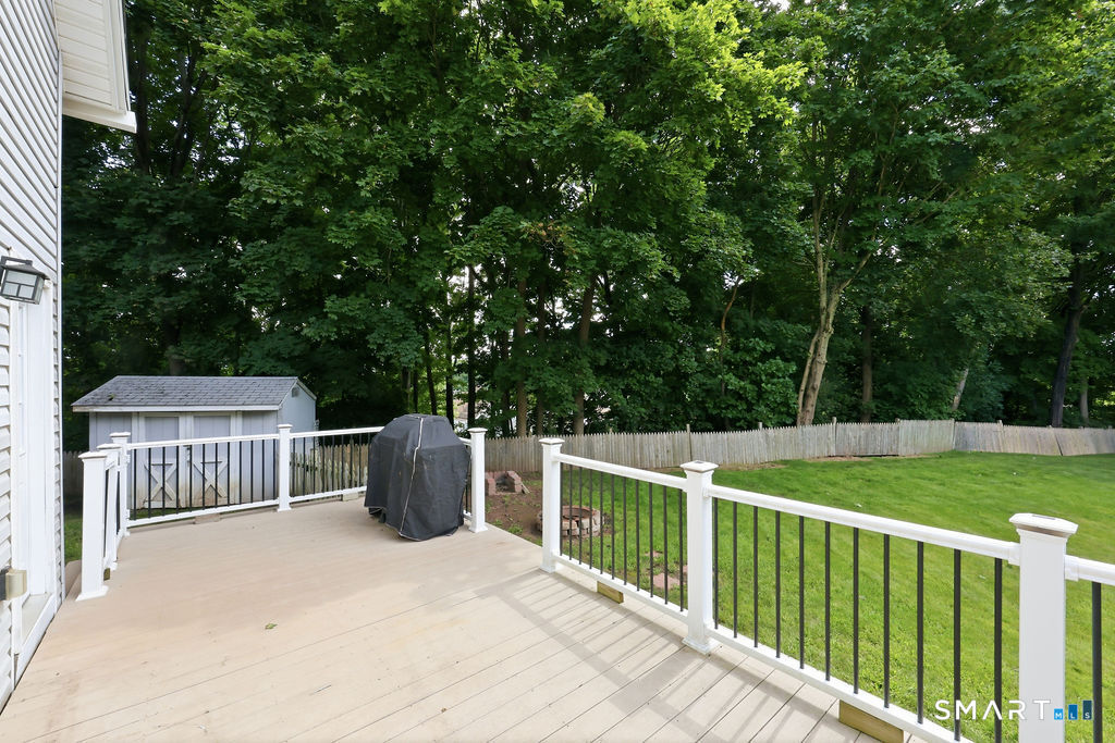 47 Woodland Street photo 28