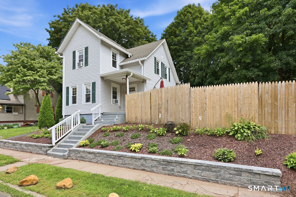 47 Woodland Street photo 32