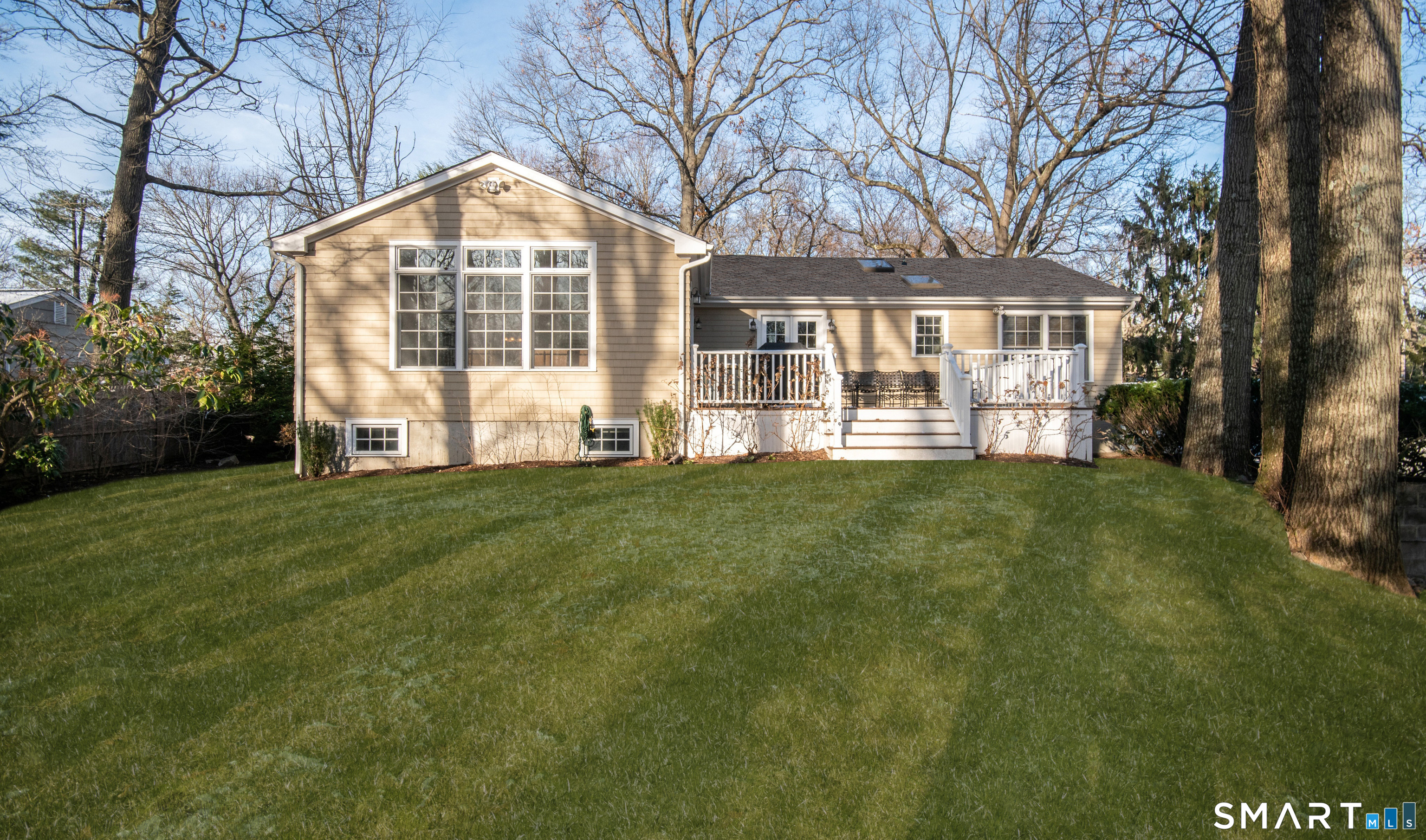 16 Lawn Street photo 16