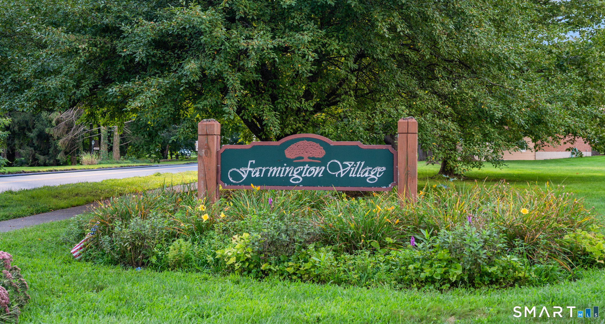 1660 Farmington Avenue Unit #2 photo 23