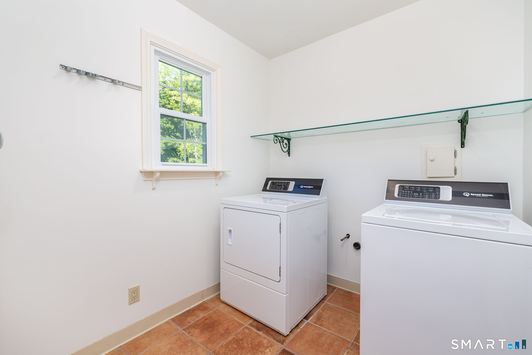 128 Sheldon Lane photo 21