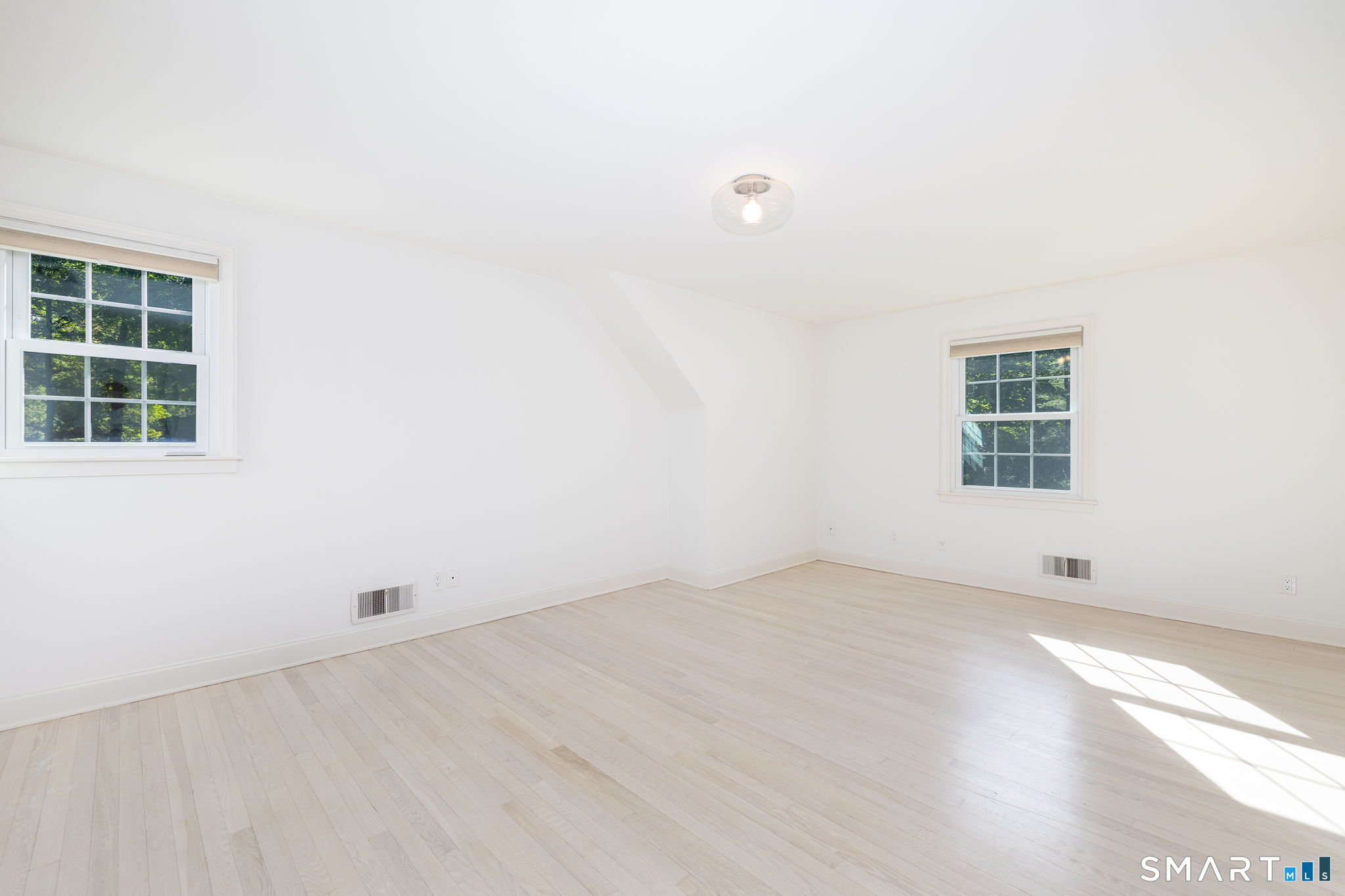 128 Sheldon Lane photo 24