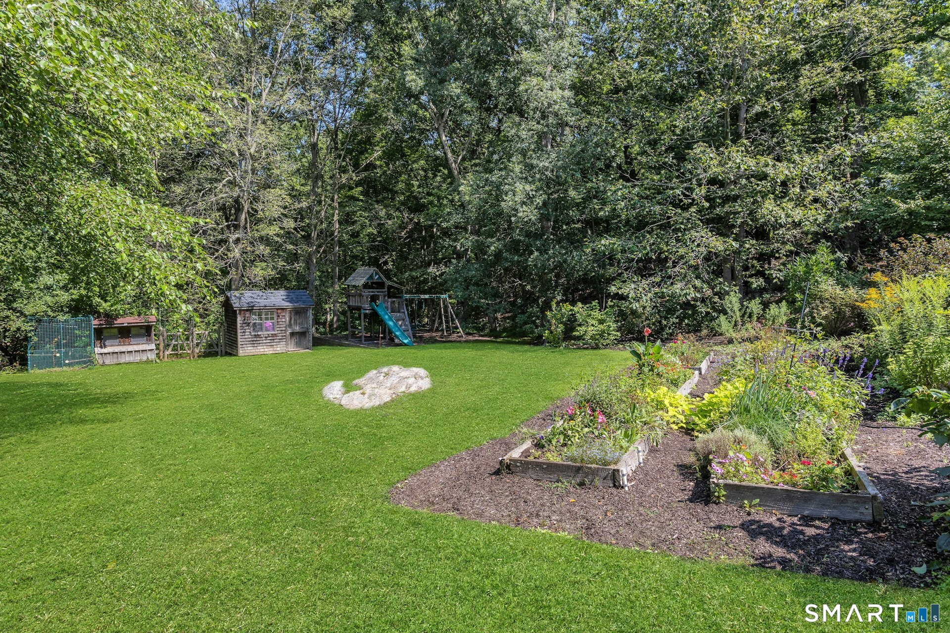 27 Walnut Lane photo 20