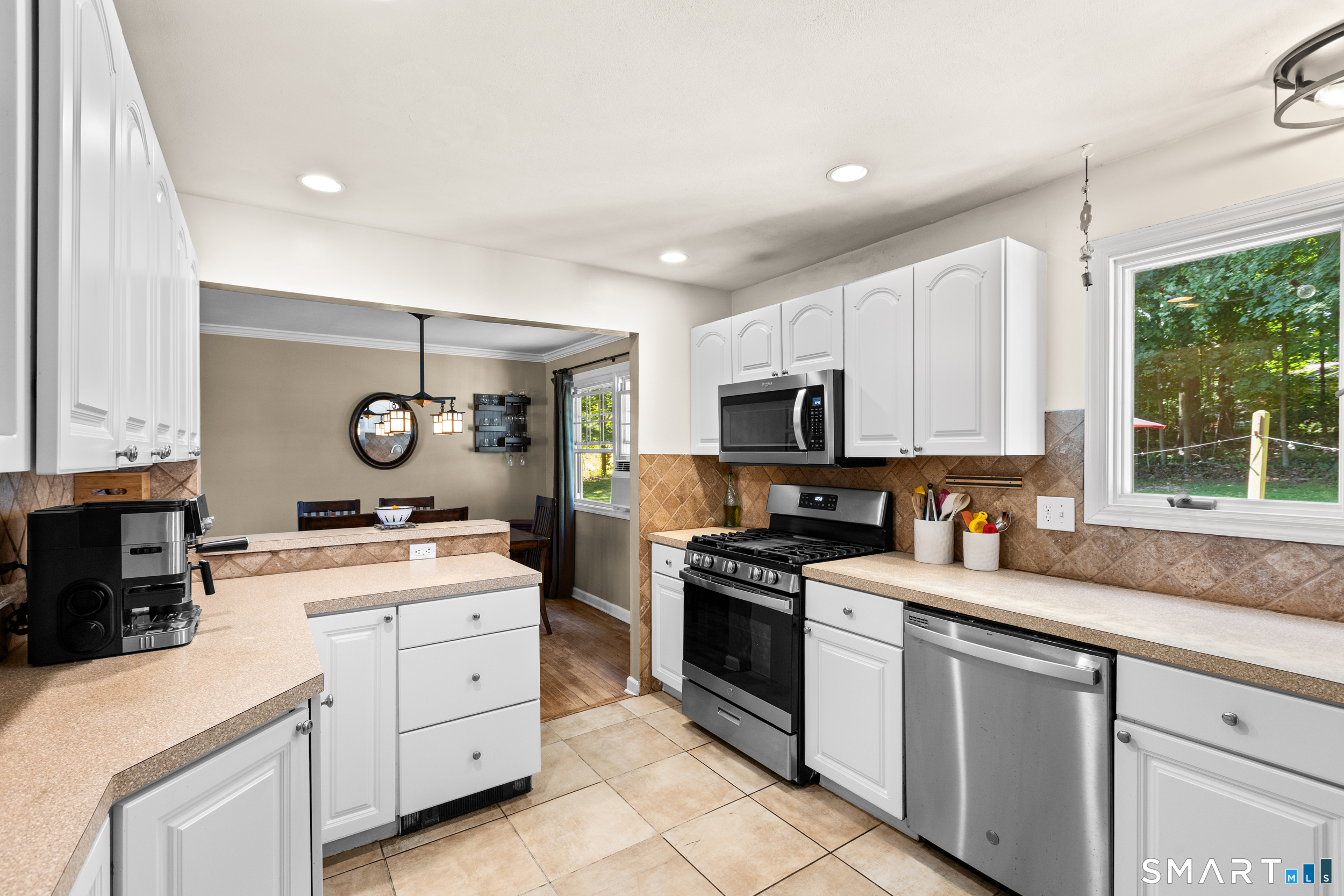 9 Chimney Drive photo 10