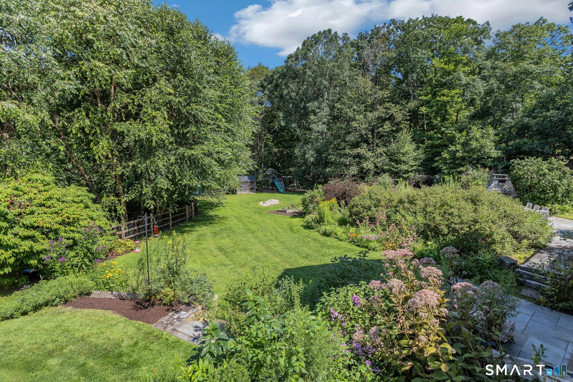 27 Walnut Lane photo 39
