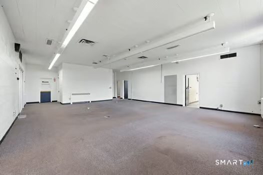 650 Franklin Avenue photo 21