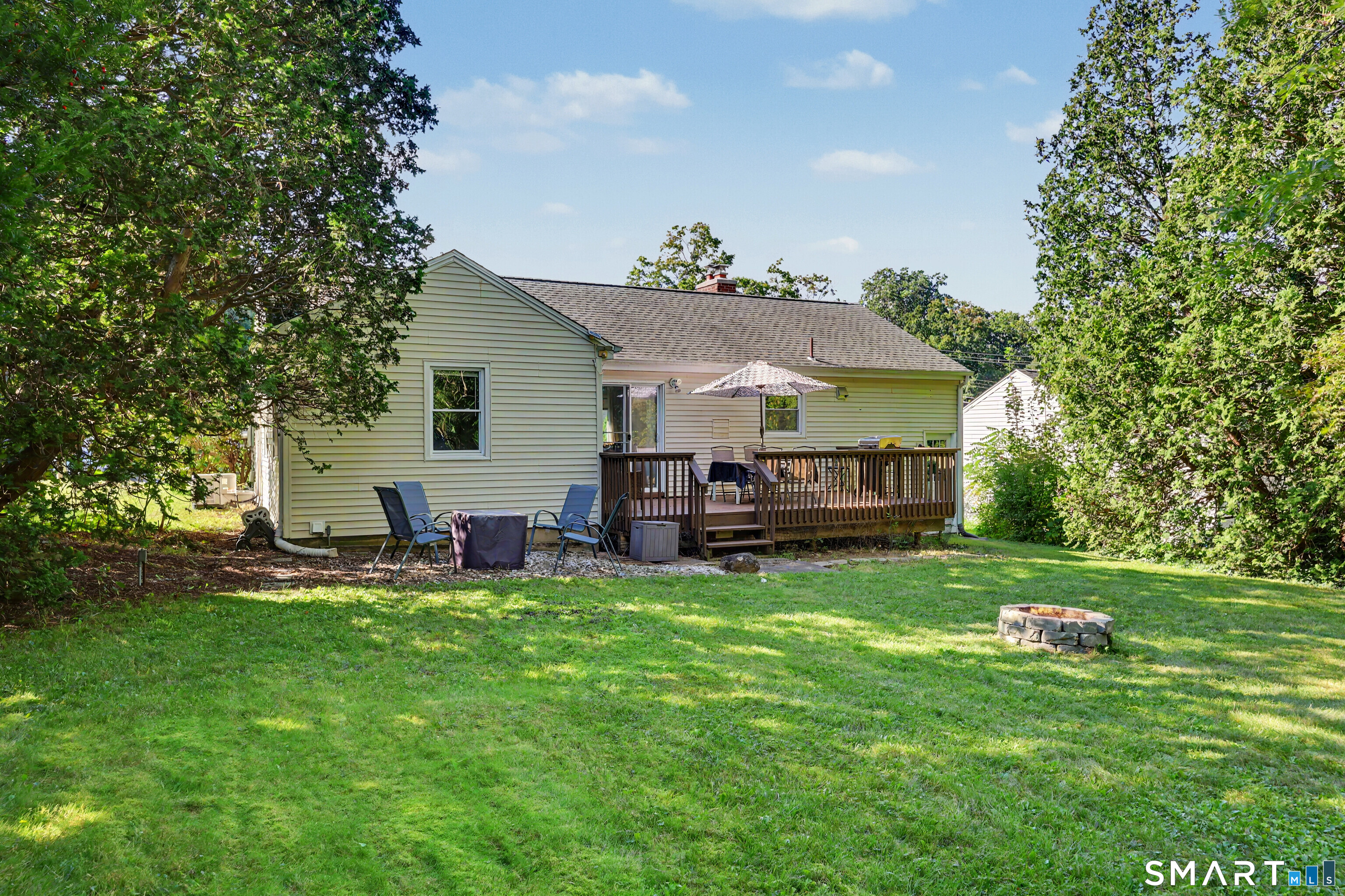 12 Hillview Avenue photo 26