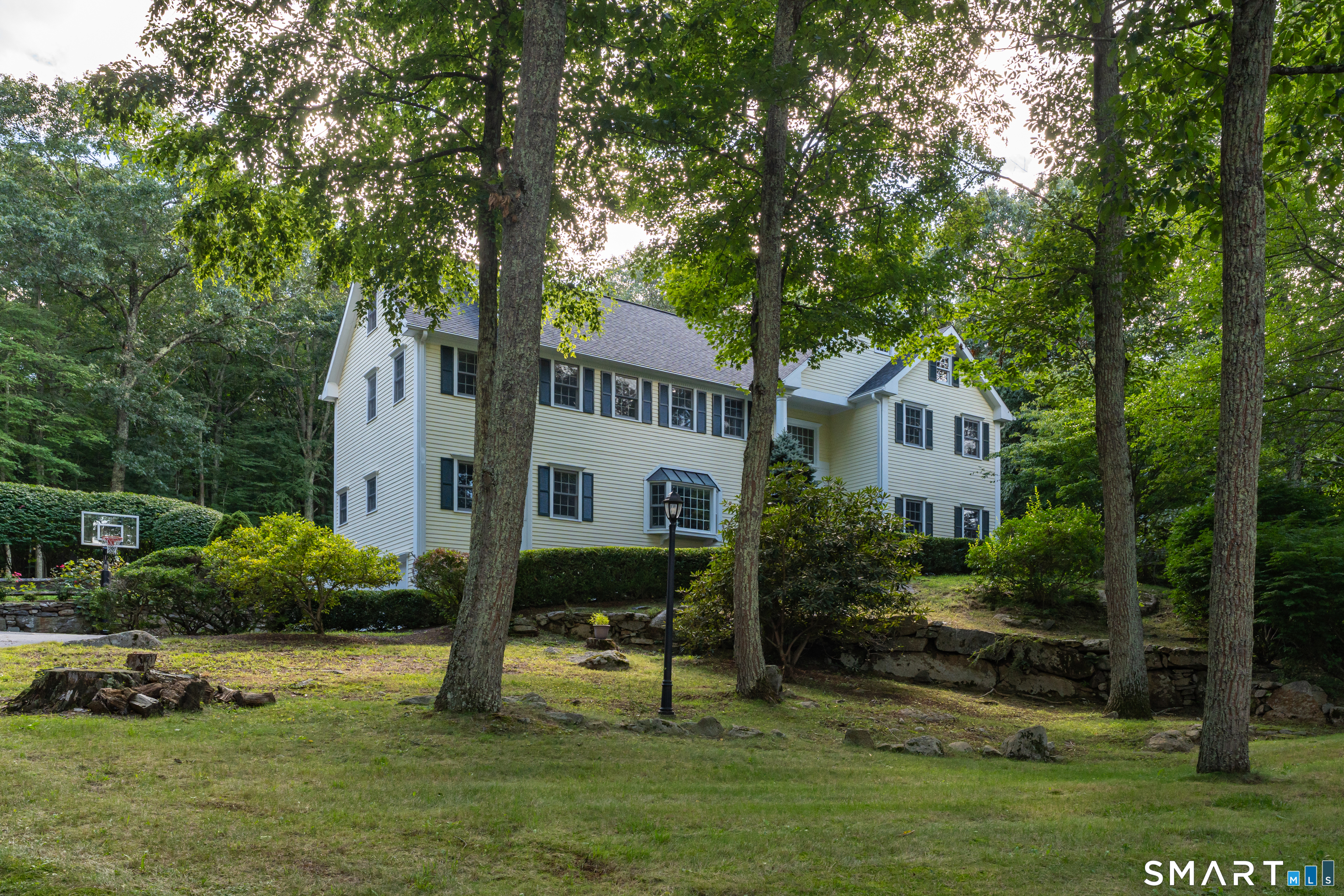 12 Carriage Hill Road photo 38