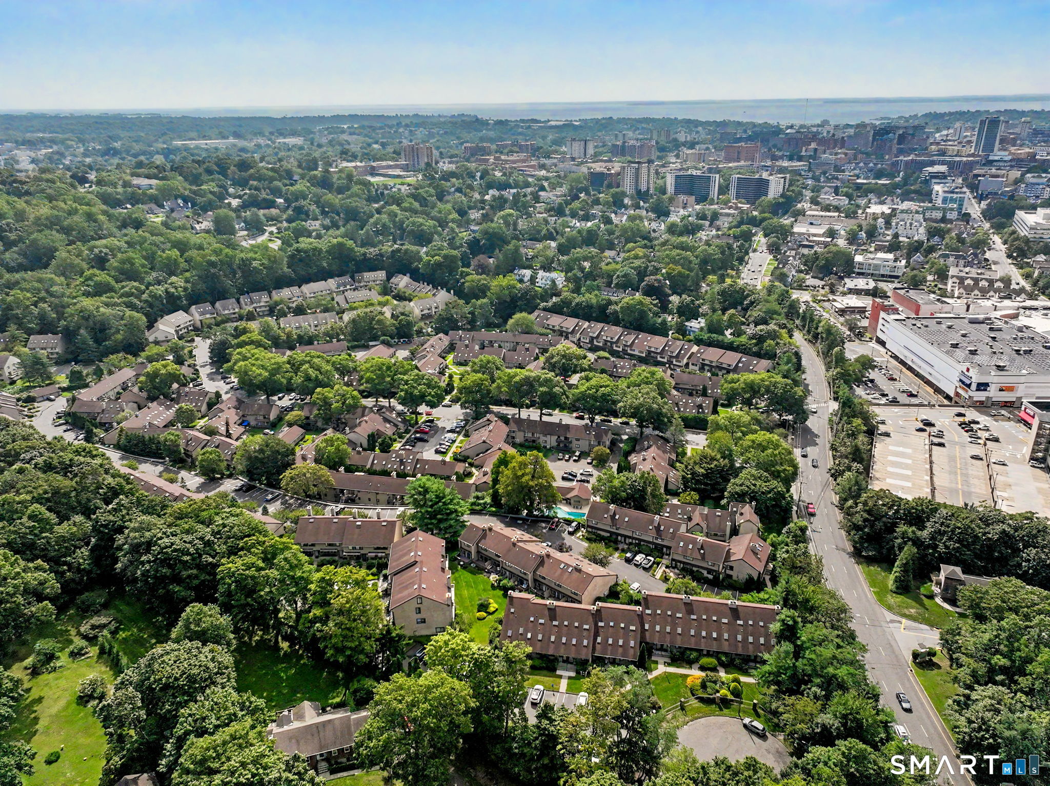 Photo 30 of Townhouse for sale at 9 Old North Stamford Rd #35A, Stamford, CT 06905 | MLS# 24202015 | Listing updated on 2026-09-09