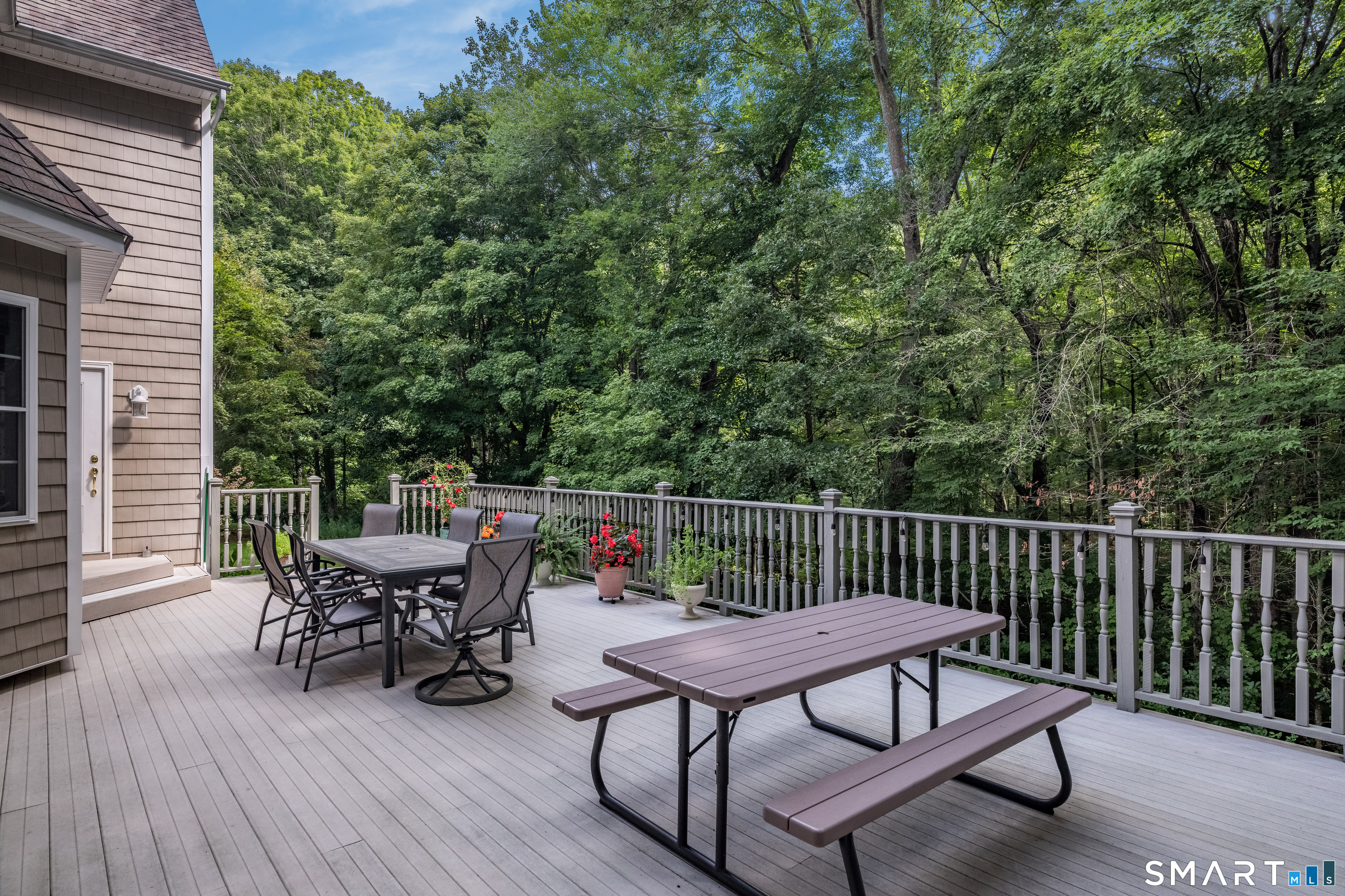420 Summer Hill Road photo 34
