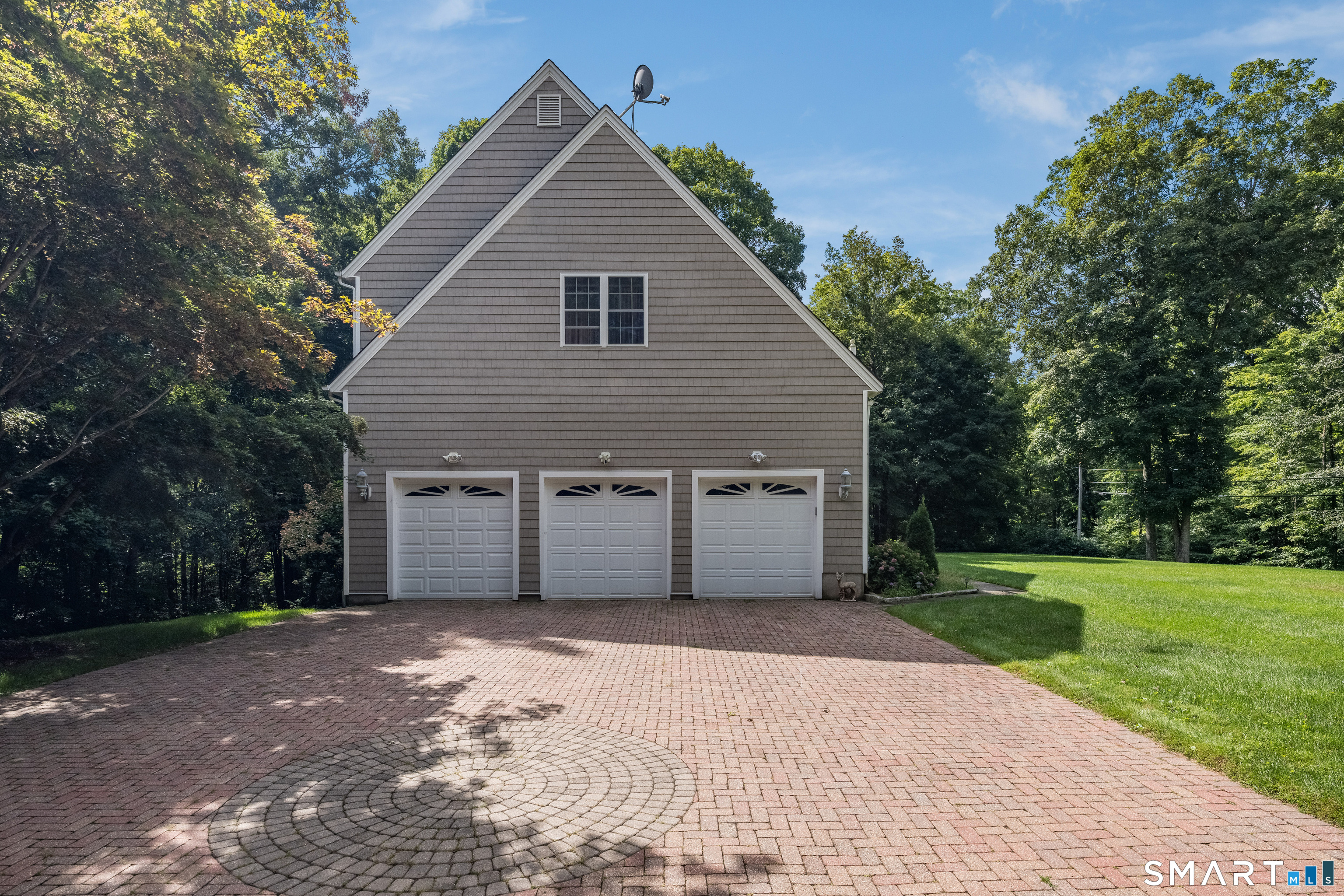 Photo 39 of Single family home for sale at 420 Summer Hill Rd, Madison, CT 06443 | MLS# 24200477 | Listing updated on 2026-09-11