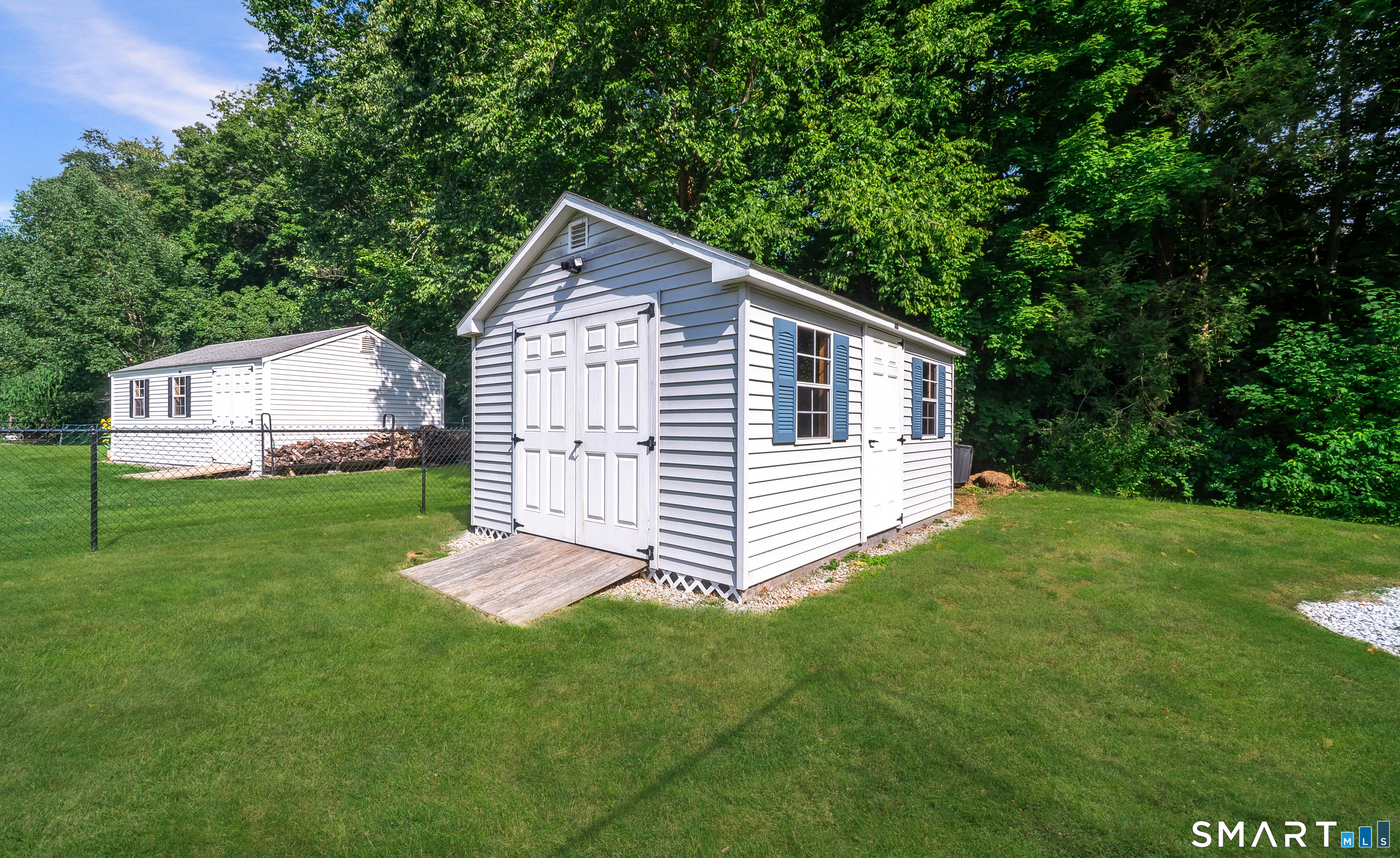 186 Greenbriar Road photo 35