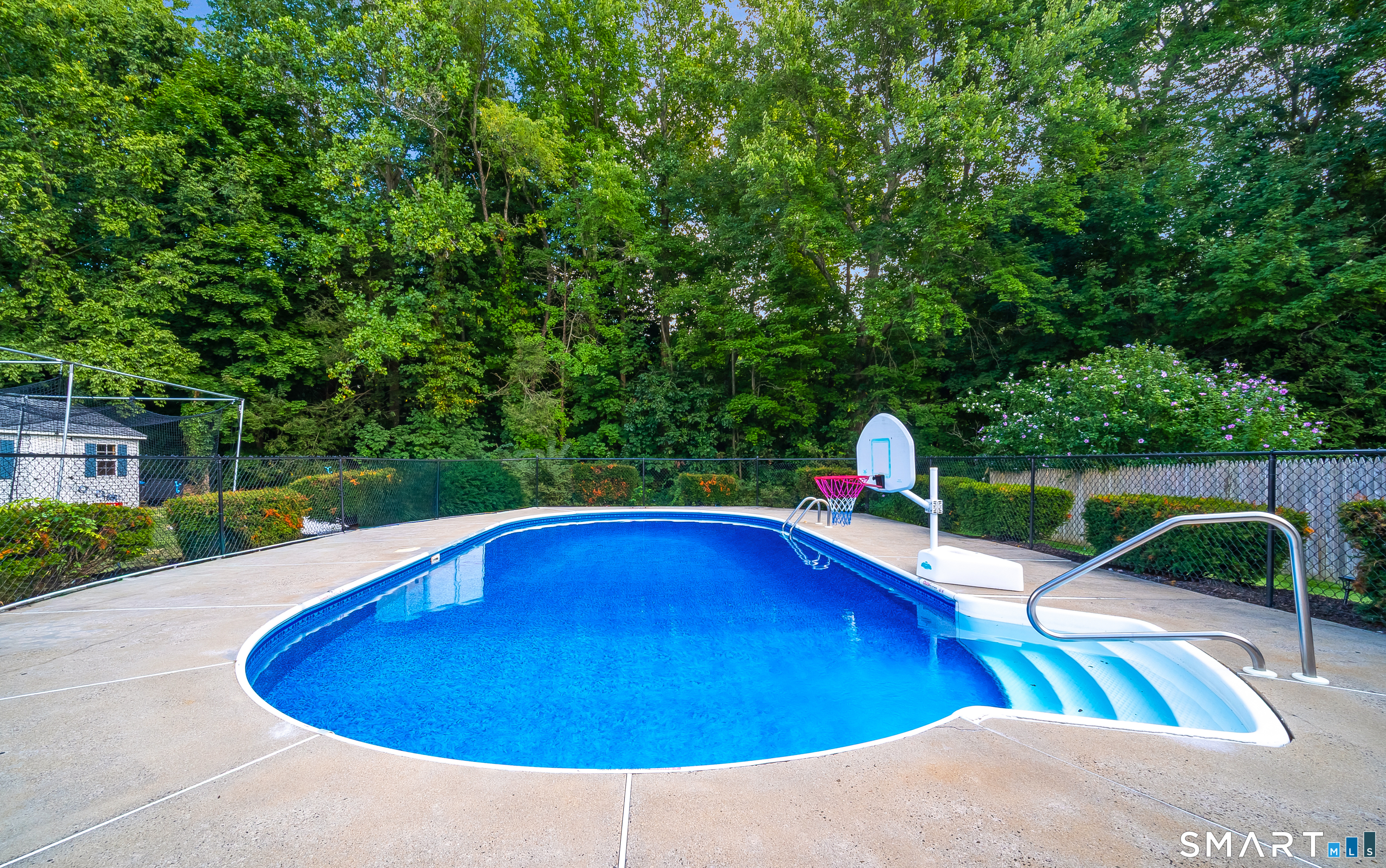 186 Greenbriar Road photo 37