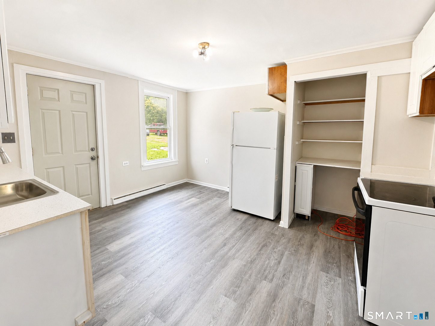 71 Freestone Avenue photo 2
