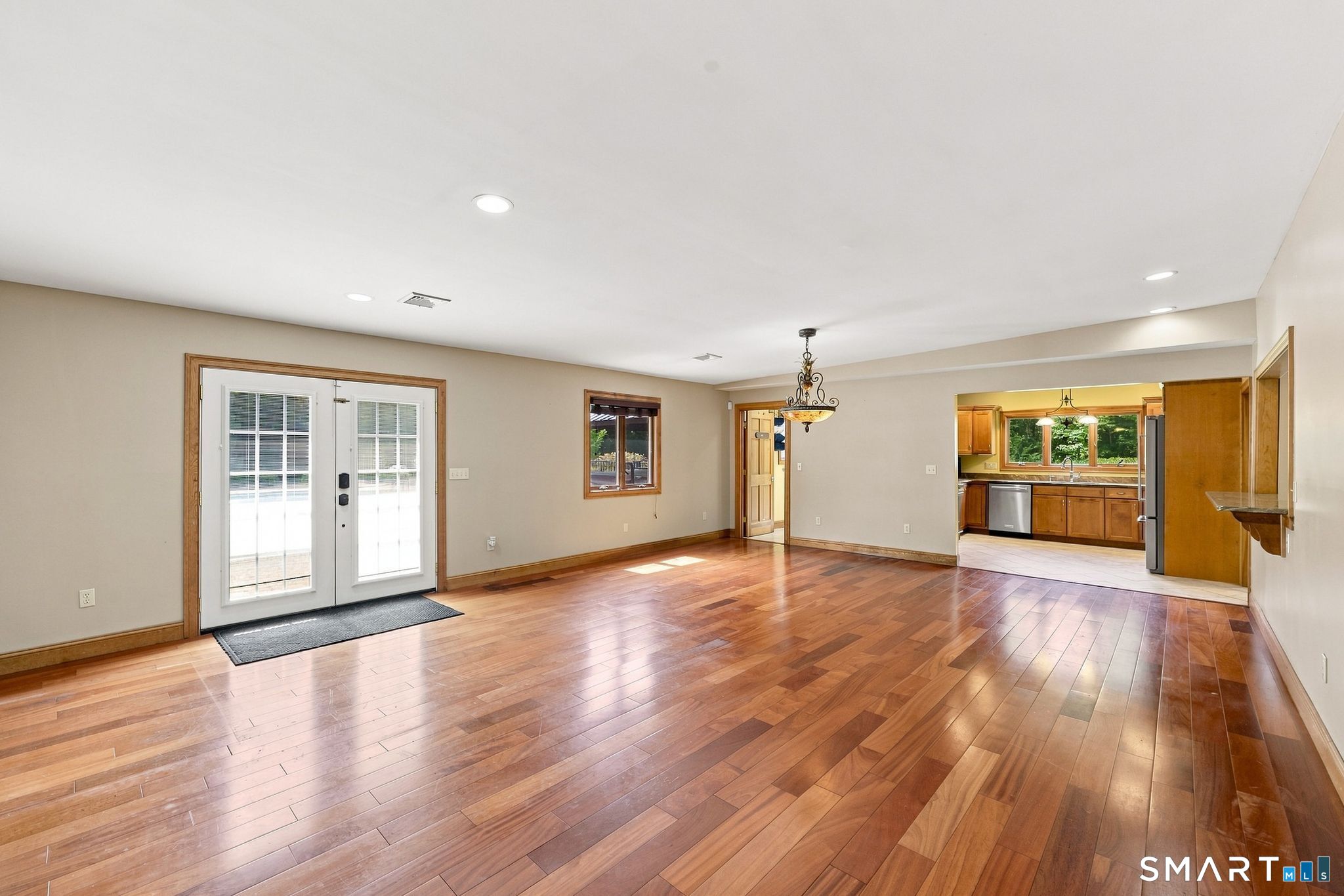 467 Somers Road photo 10