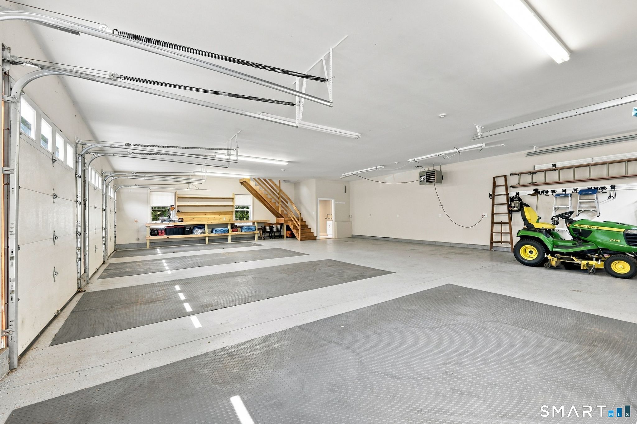 467 Somers Road photo 29