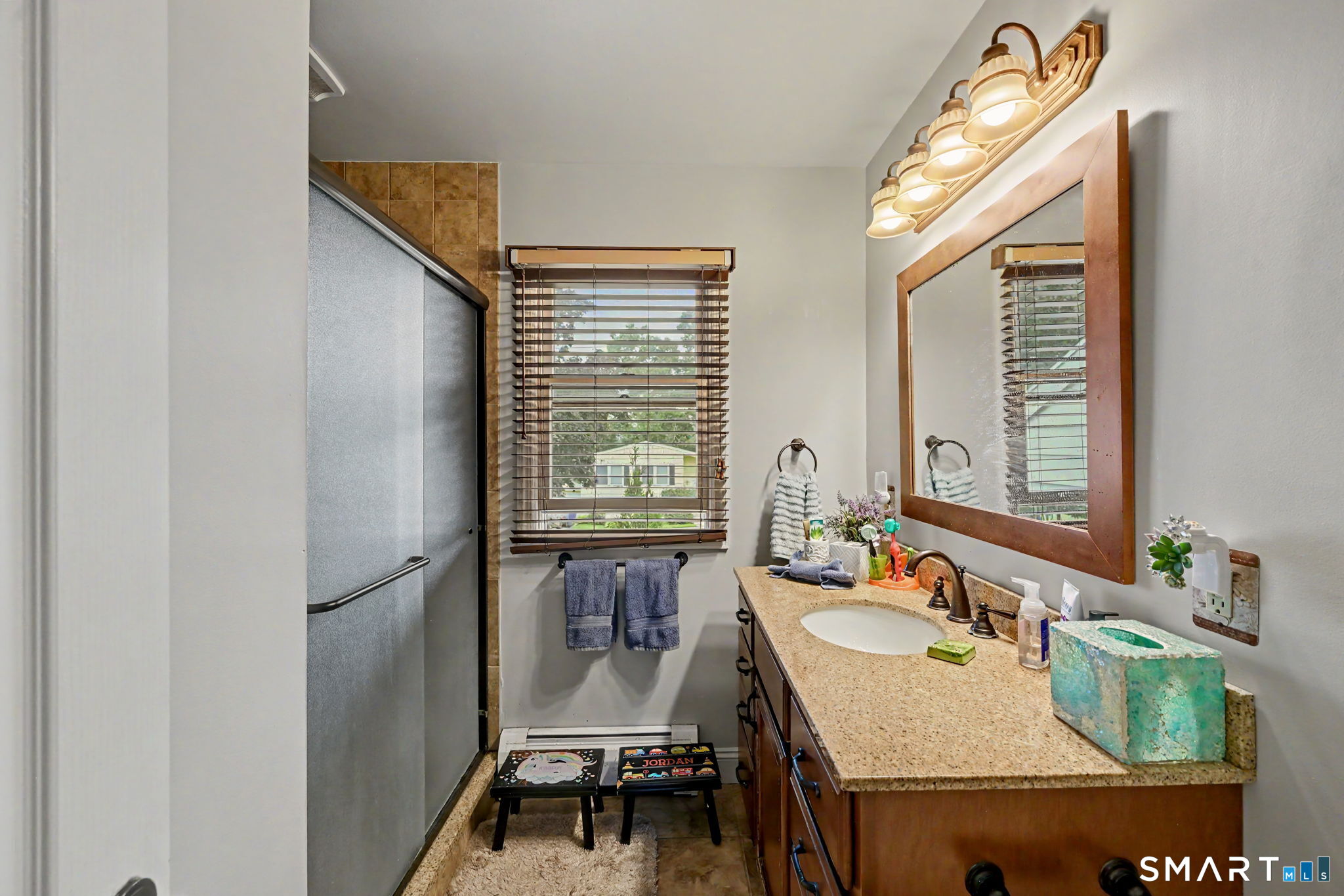 170 Hollywood Avenue photo 19