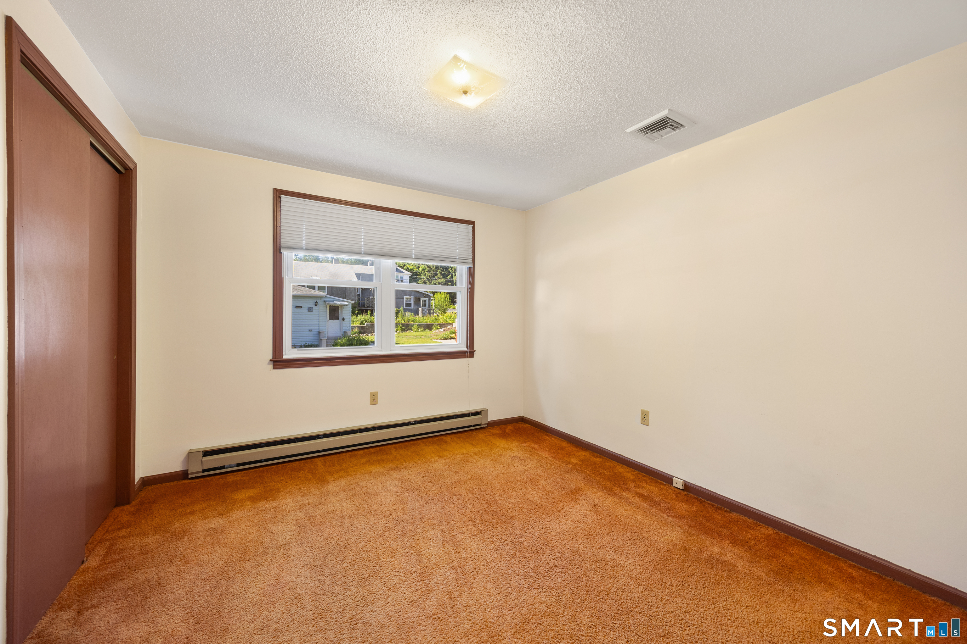 39 Munson Avenue photo 10