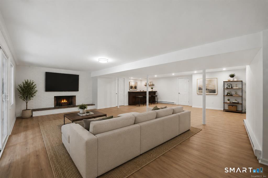 21 Deepwood Road photo 30
