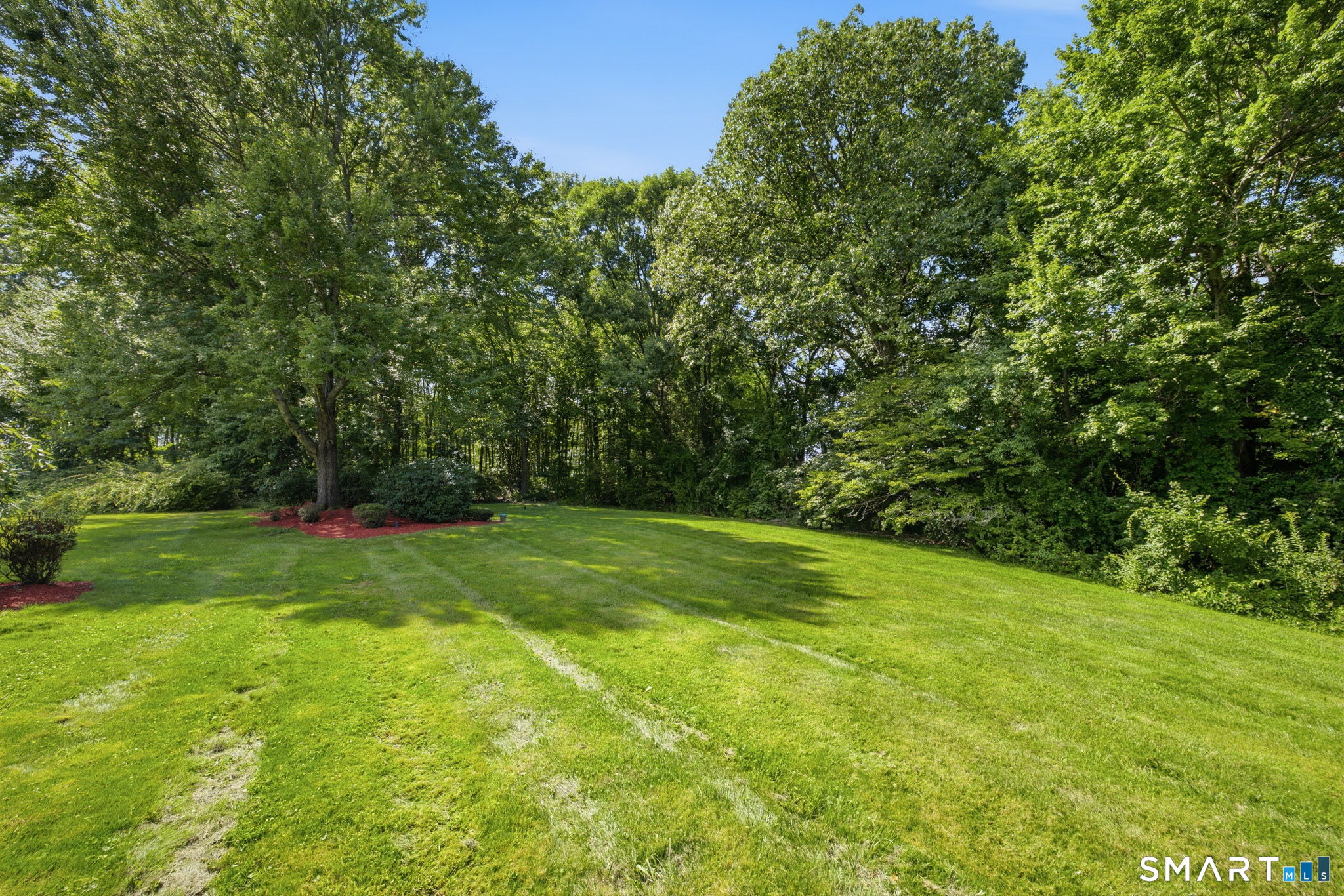 Photo 36 of 115 Somerwynd Lane, Suffield, CT