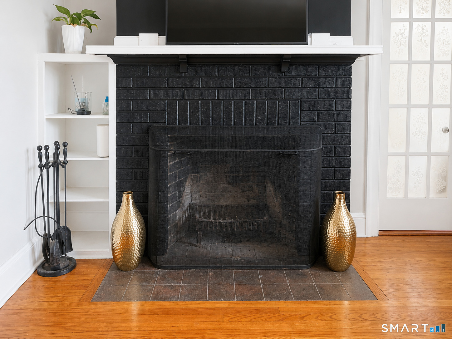 Photo 3 of Single family home for sale at 130 Palm St, Hartford, CT 06112 | MLS# 24202348 | Listing updated on 2026-09-26