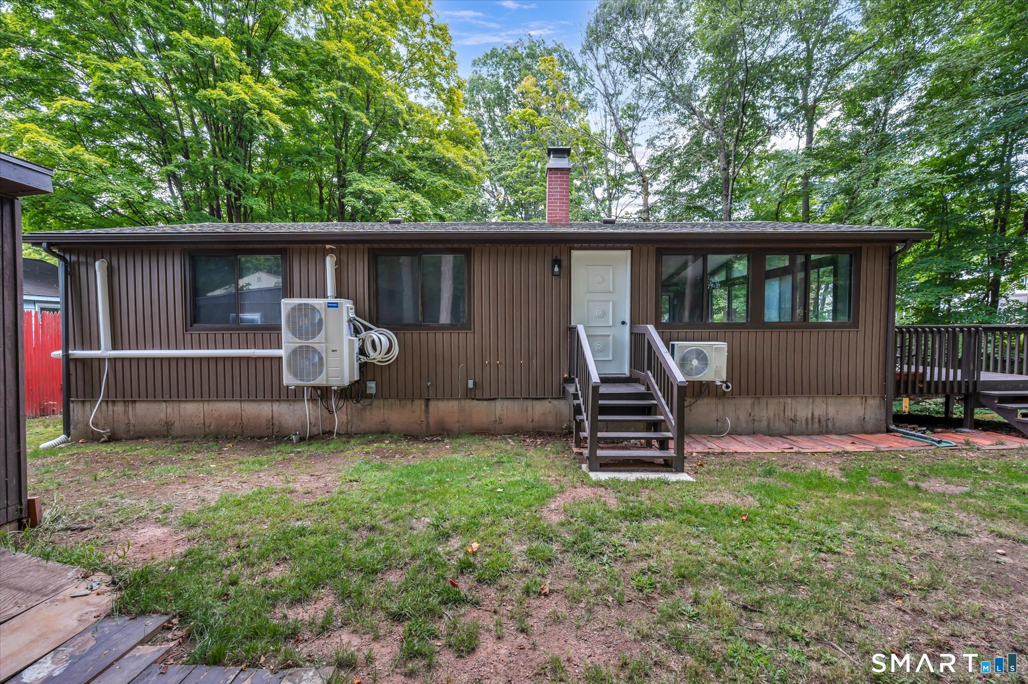 19 Smithfield Avenue photo 36