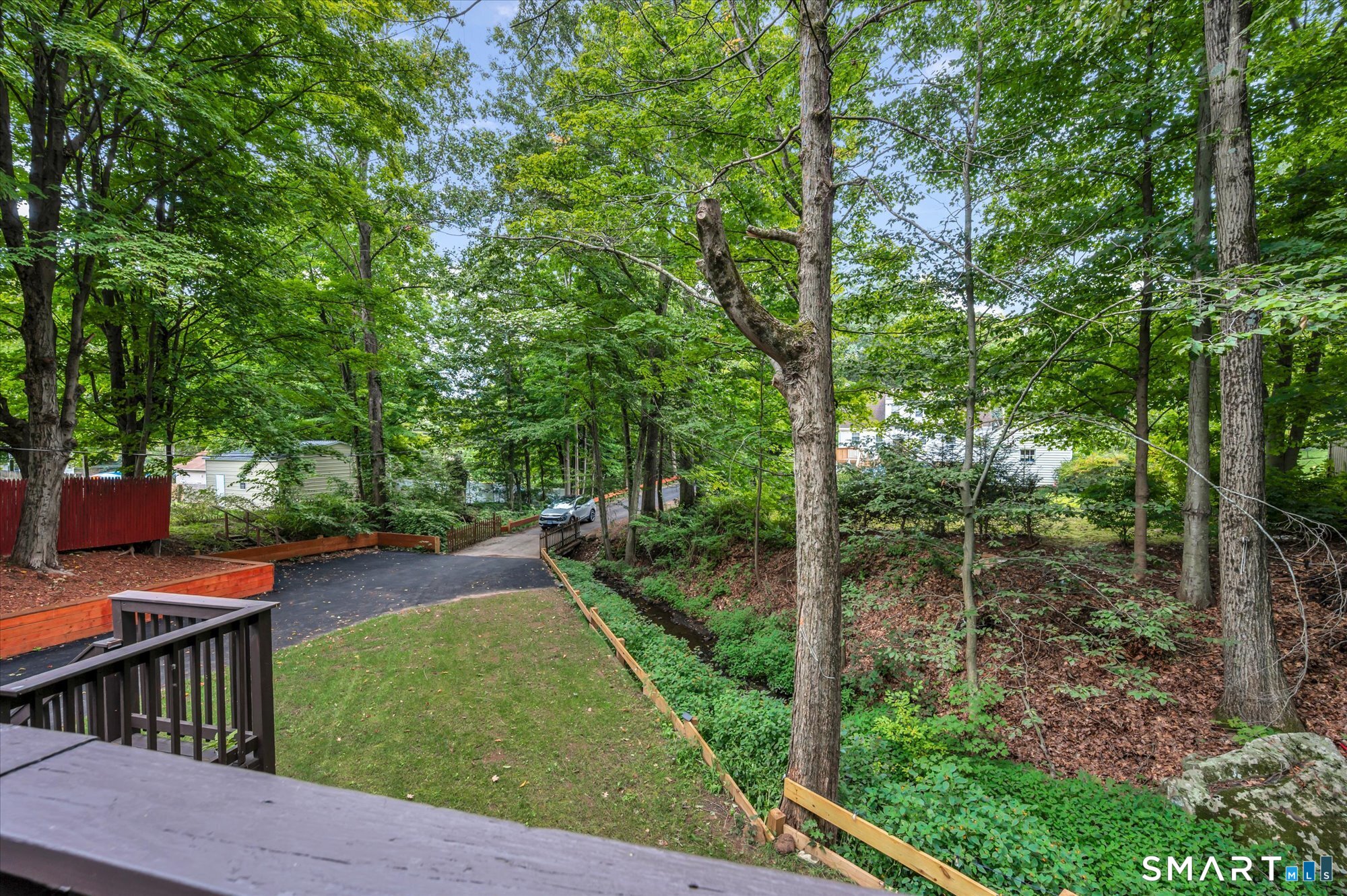 19 Smithfield Avenue photo 38