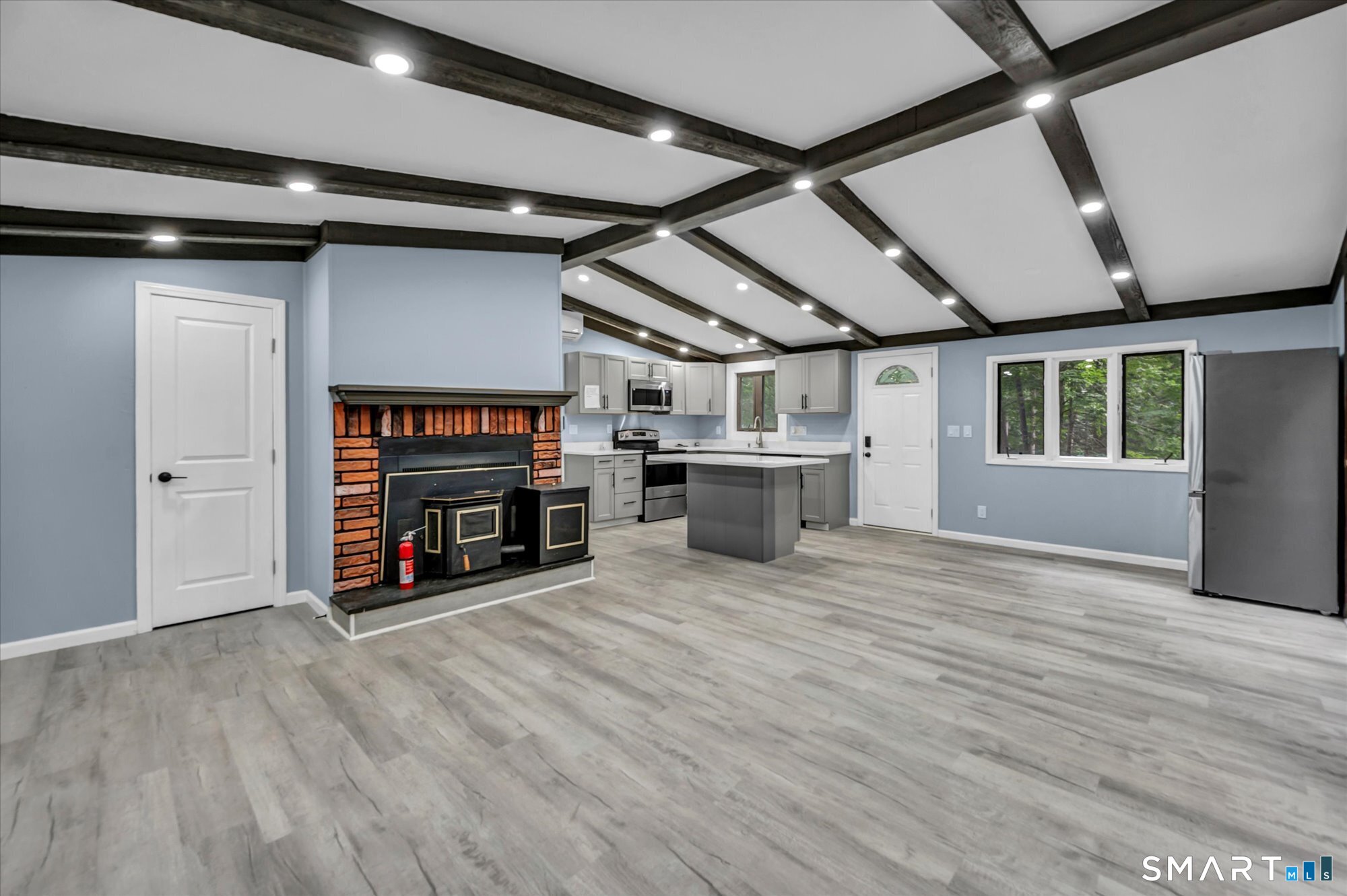 19 Smithfield Avenue photo 4