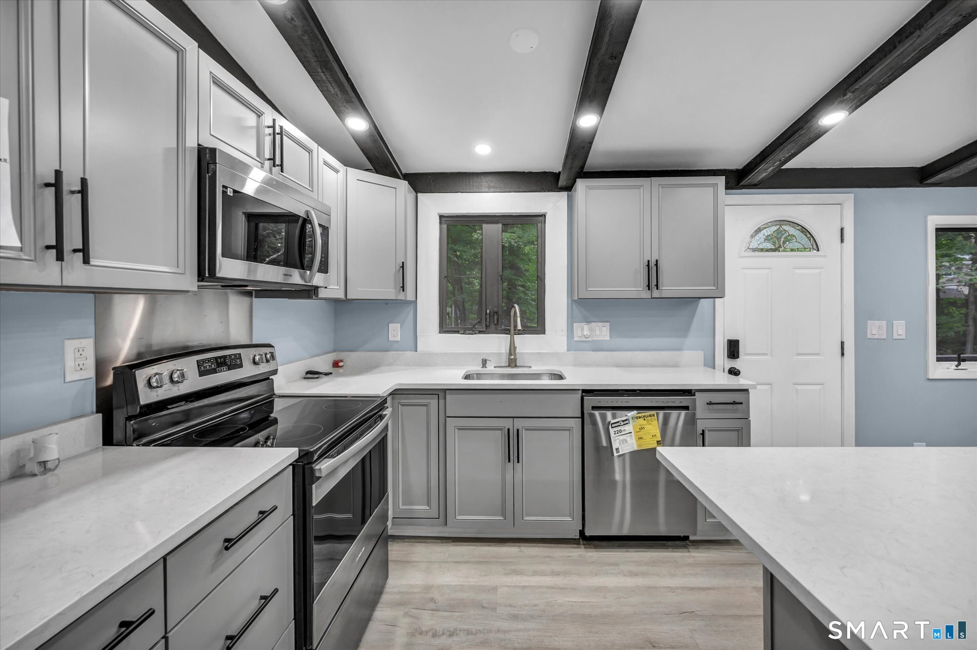 19 Smithfield Avenue photo 10