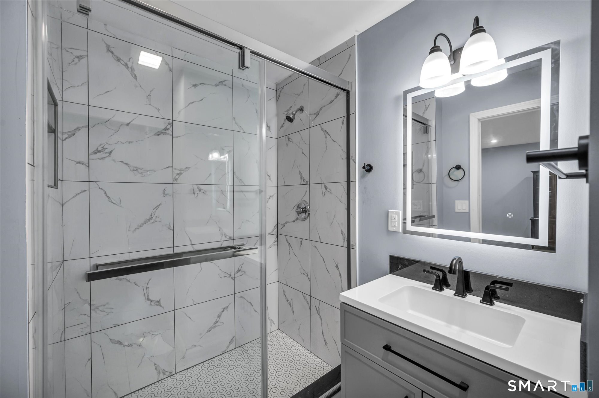 19 Smithfield Avenue photo 32