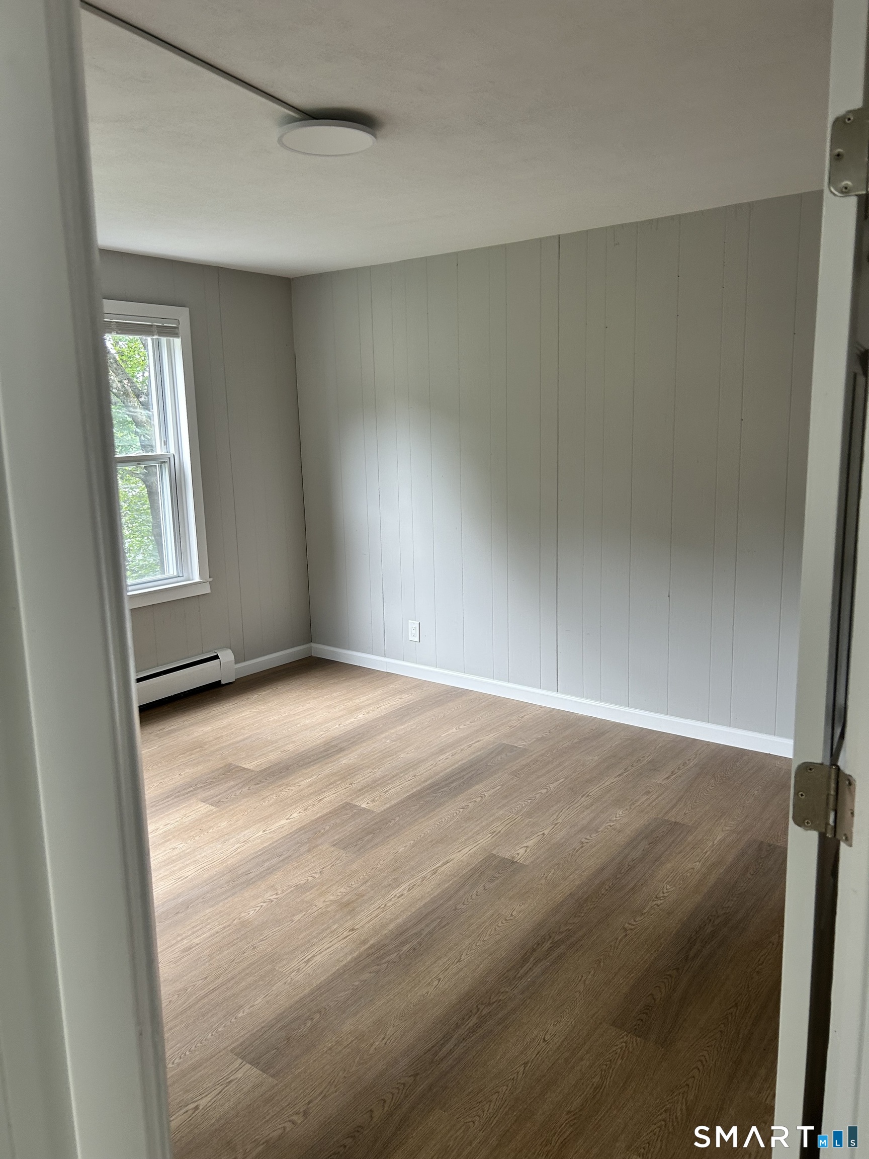 83 Pleasant Street photo 10