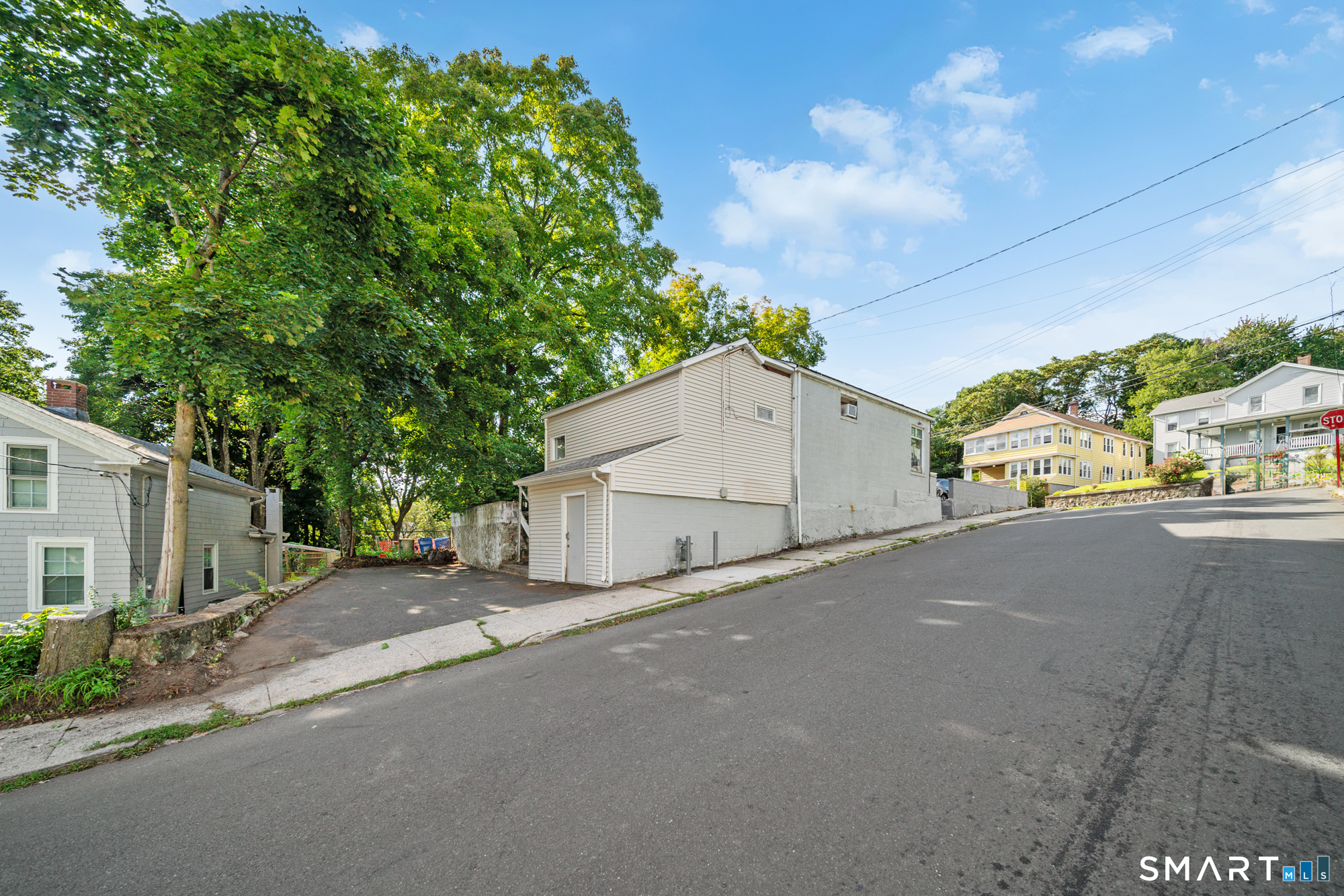 246 Wolcott Street photo 27