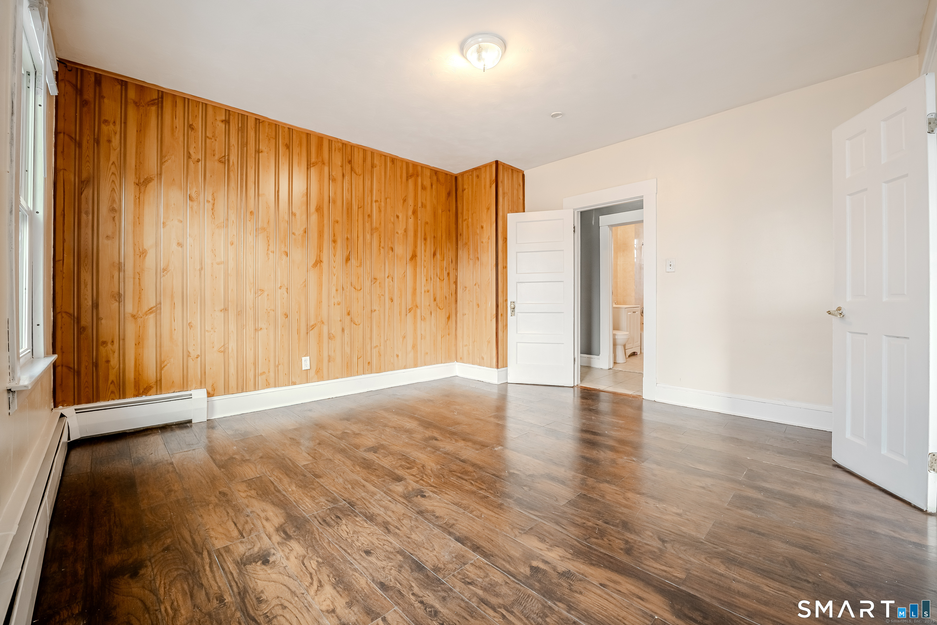 422 Allen Street photo 9