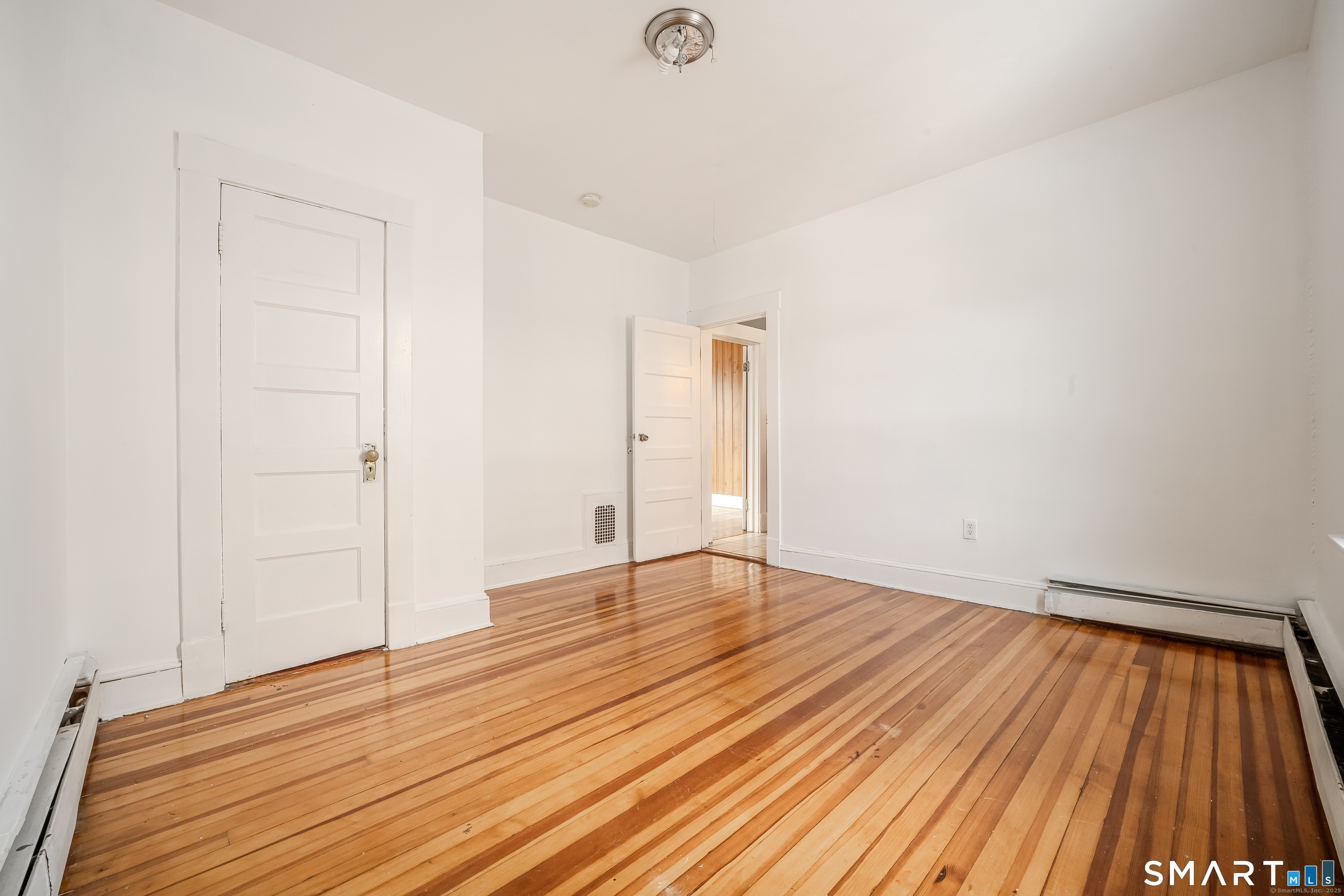 422 Allen Street photo 15
