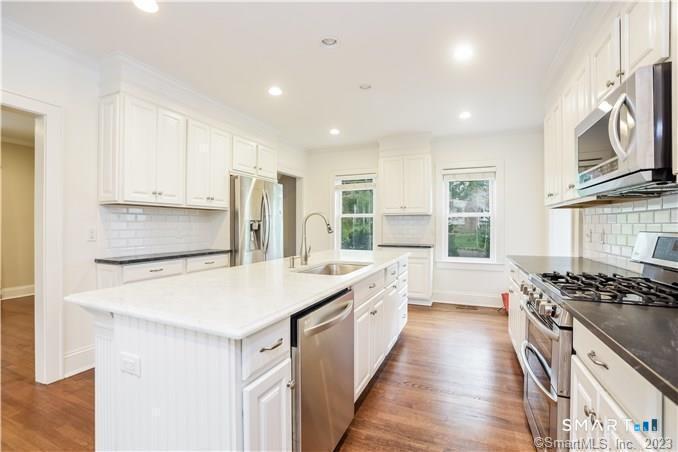 456 White Oak Shade Road, New Canaan, Connecticut photo 1