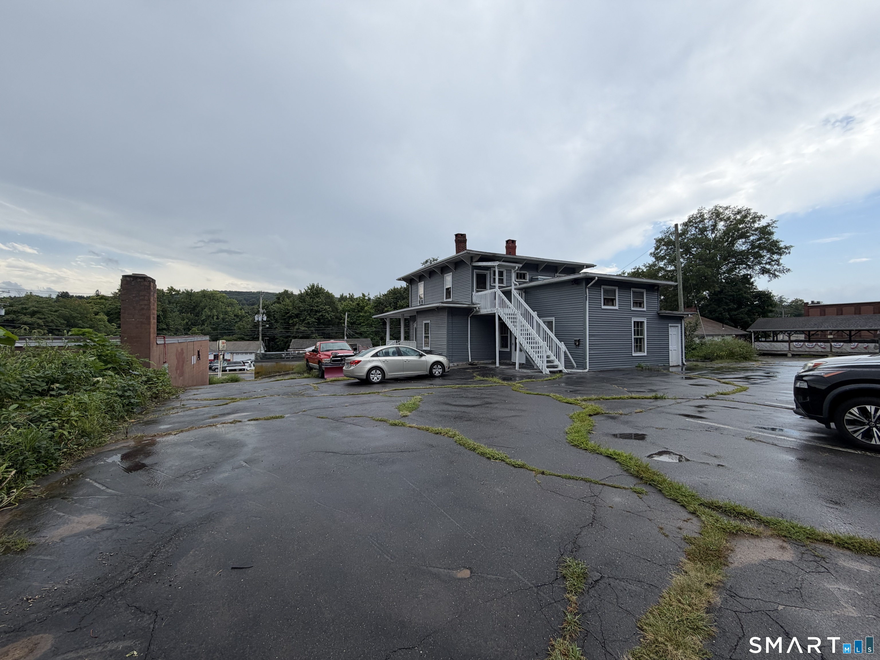 199 Riverside Avenue photo 11