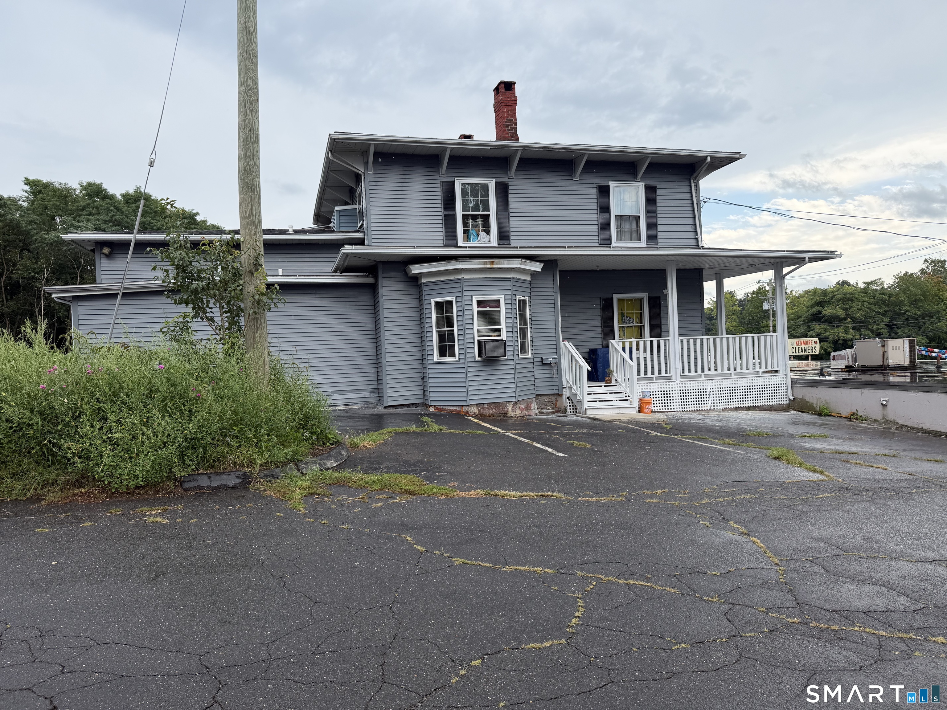 199 Riverside Avenue photo 12