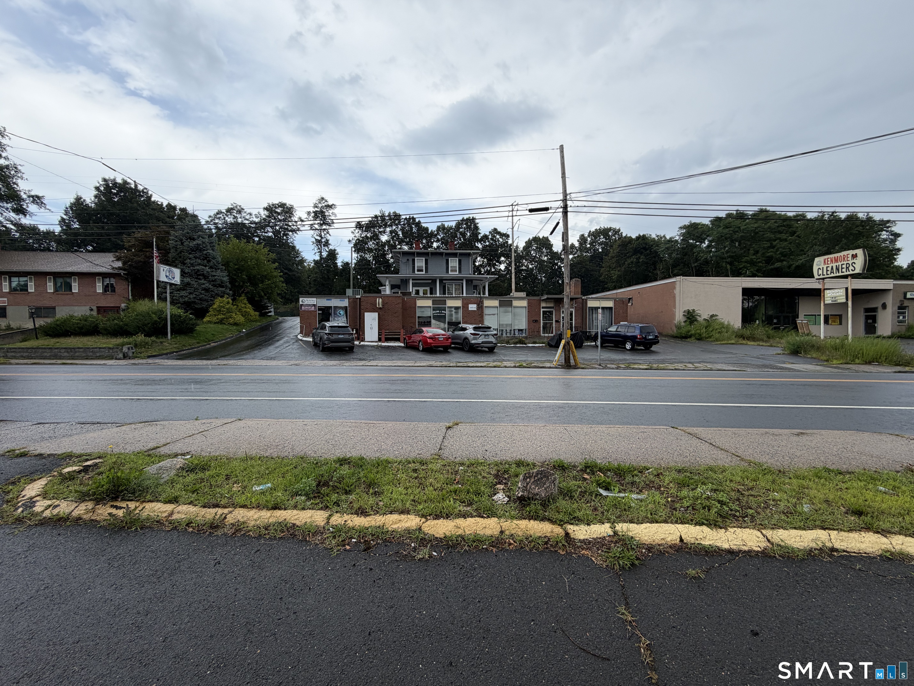 199 Riverside Avenue photo 15