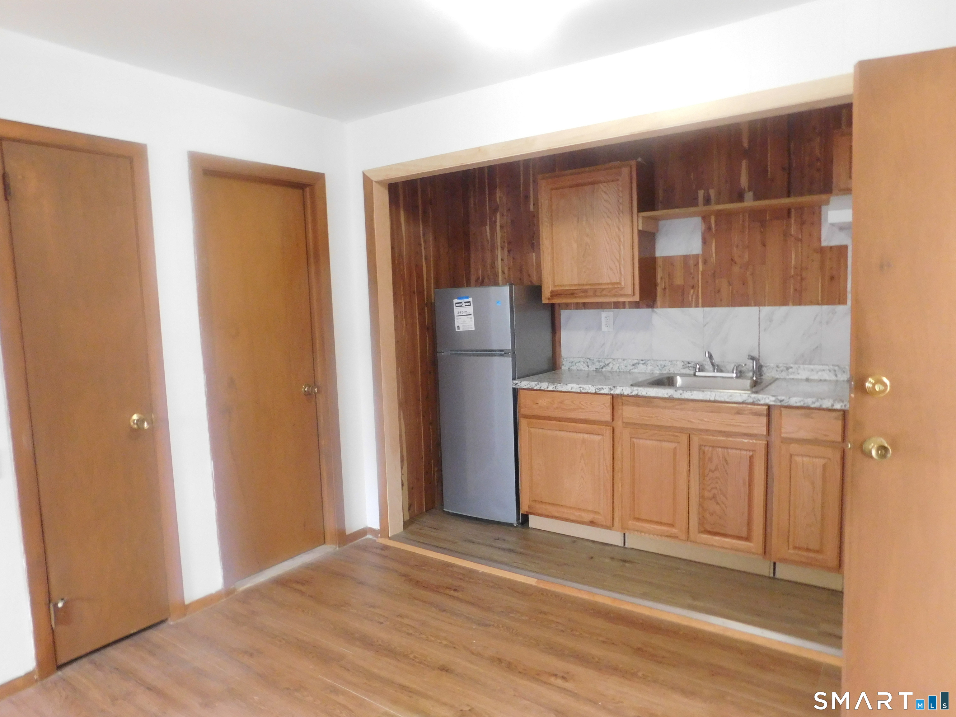 5 Larson Drive photo 8