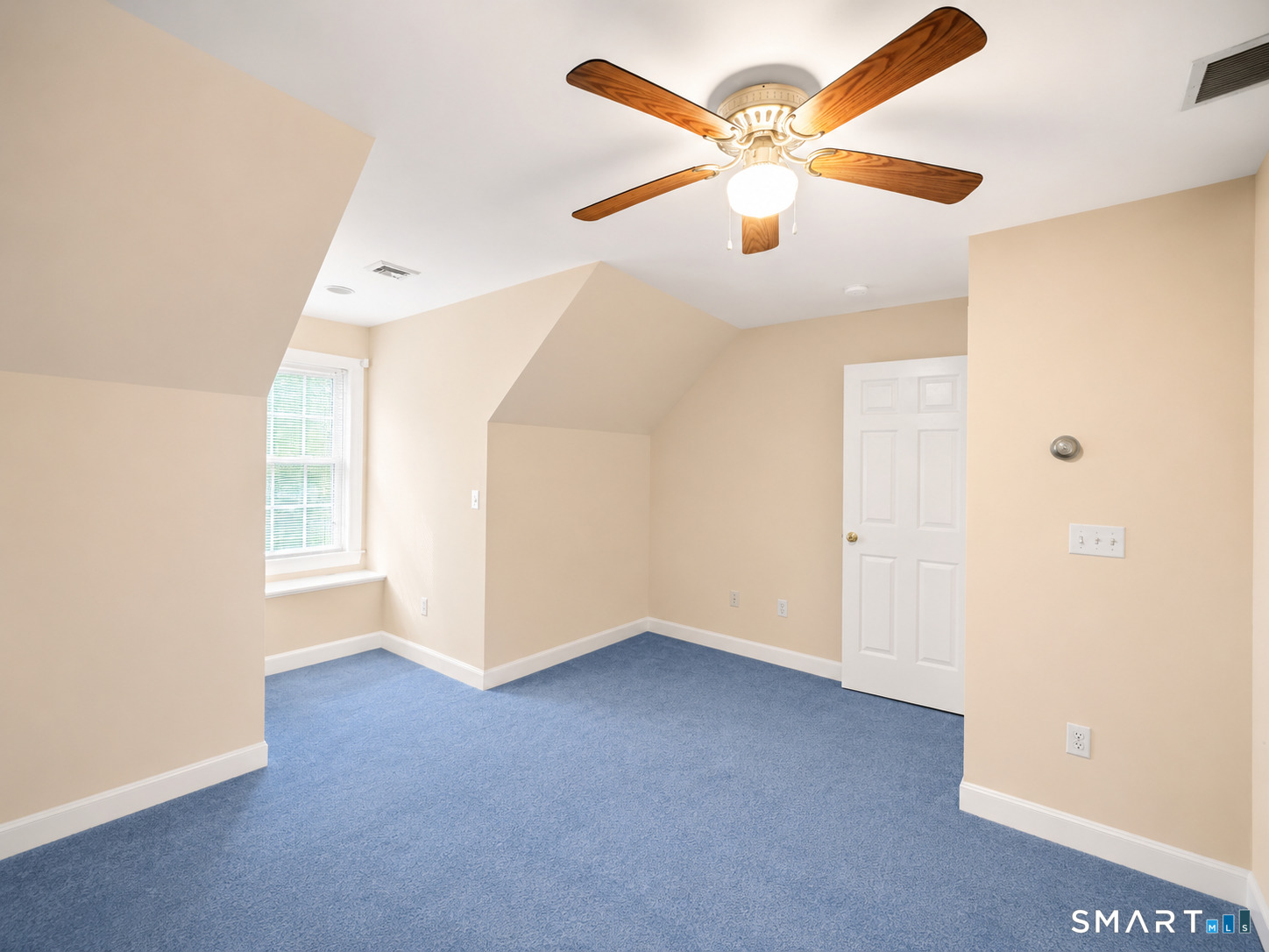 46 Washington Drive photo 26