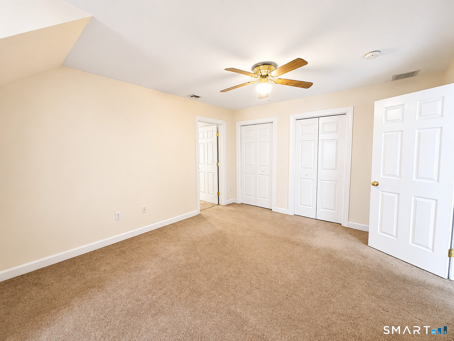 46 Washington Drive photo 23