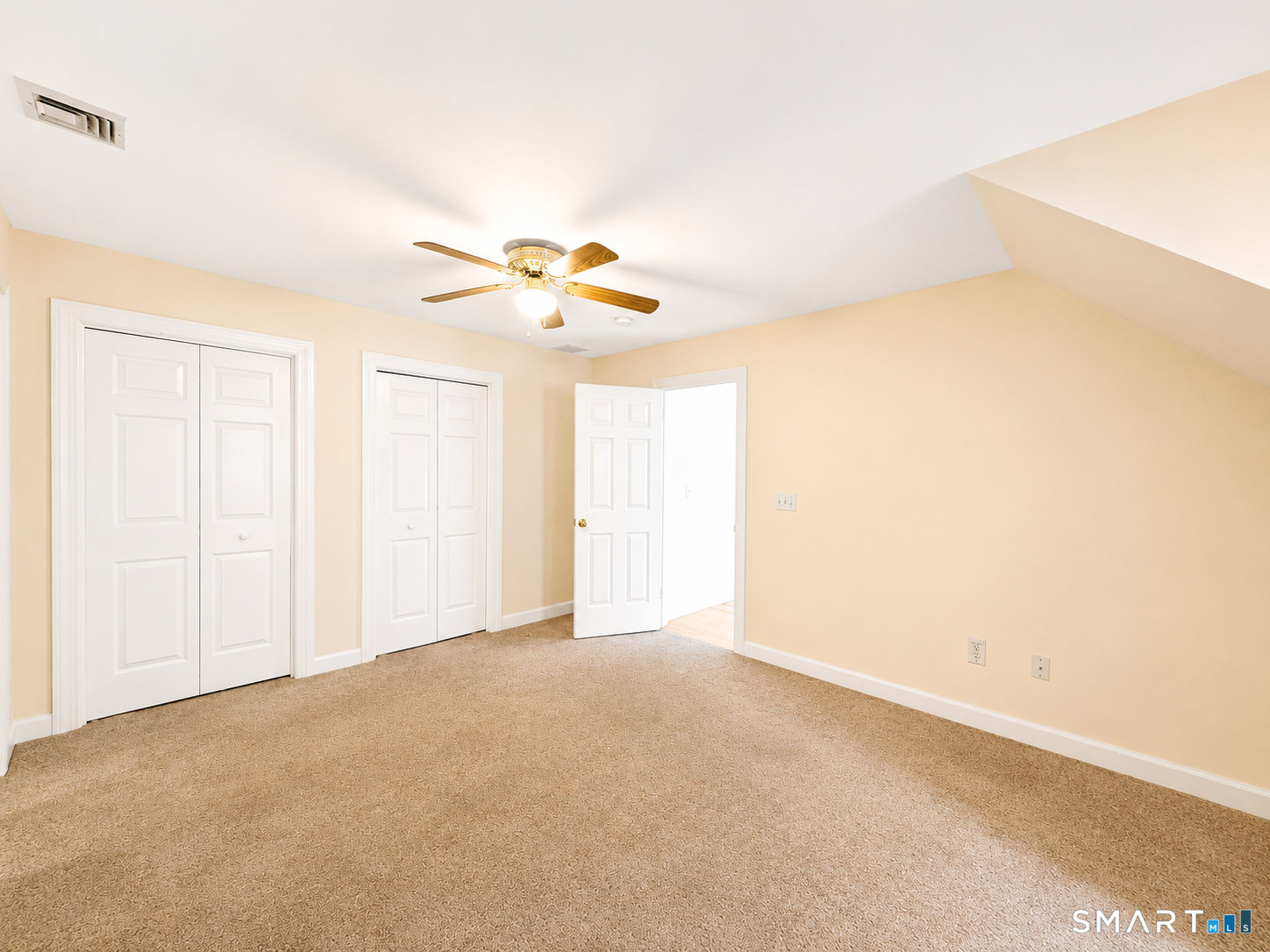 46 Washington Drive photo 22