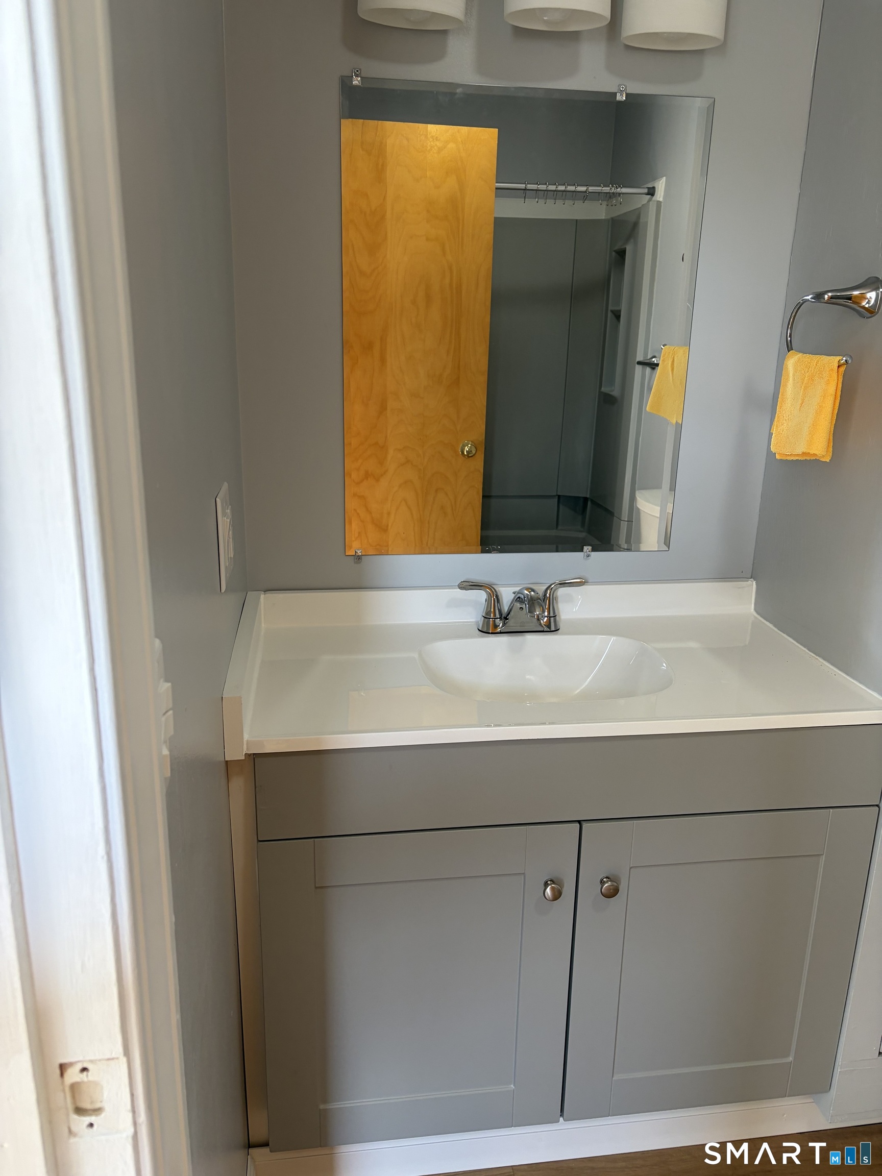323 Saybrook Road photo 7
