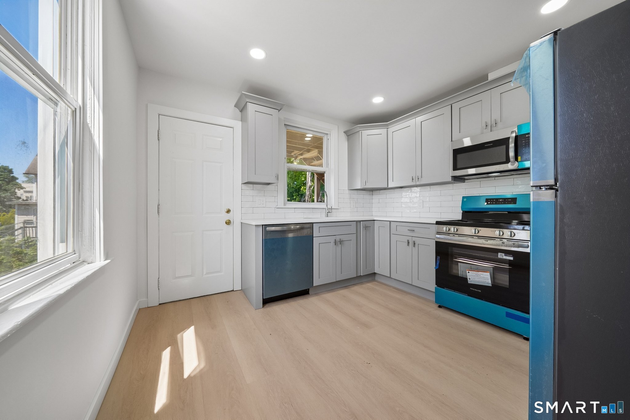 41 Southfield Avenue, Stamford, Connecticut photo 5