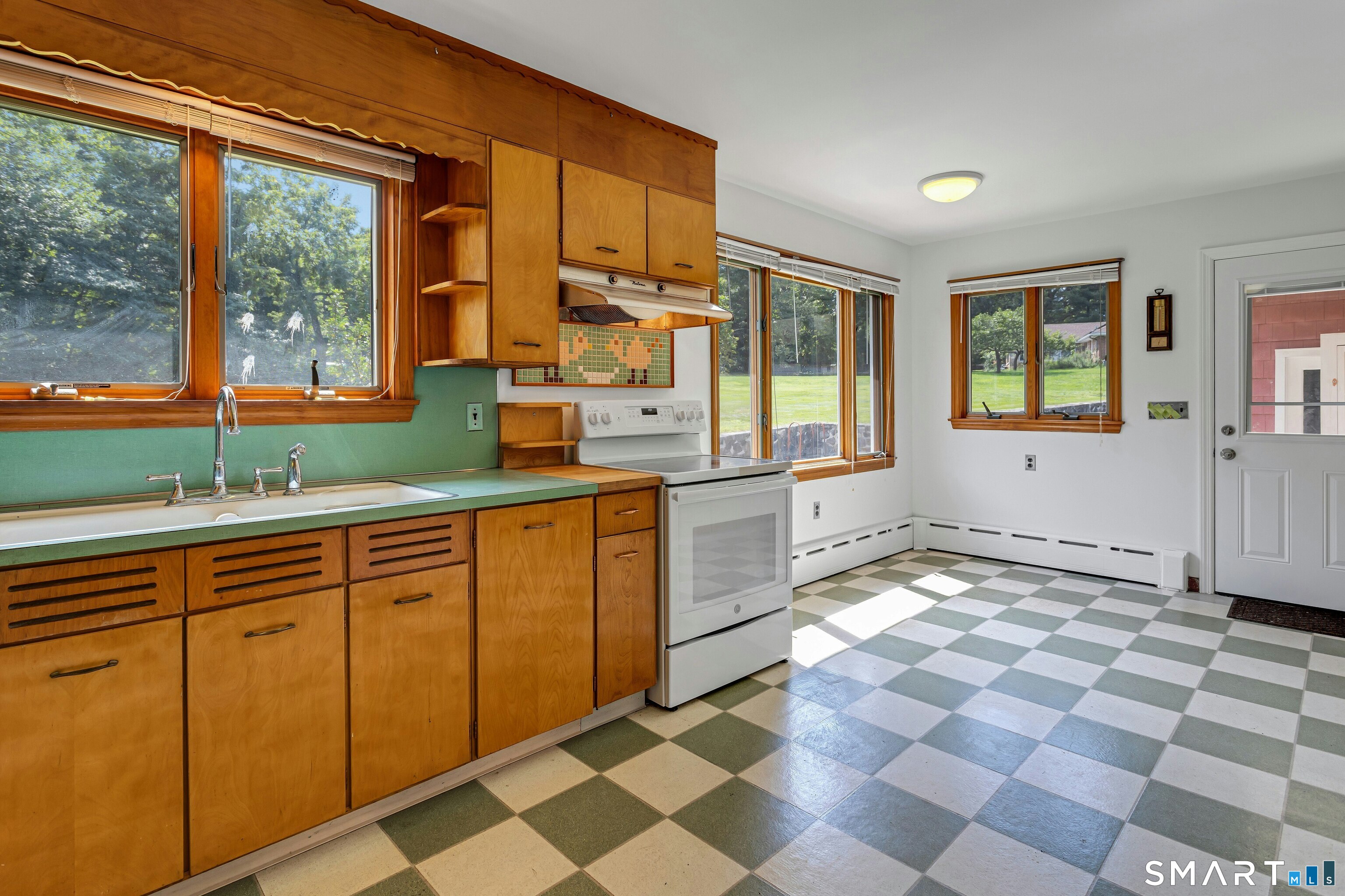 67 Barclay Drive, Stamford, Connecticut photo 5