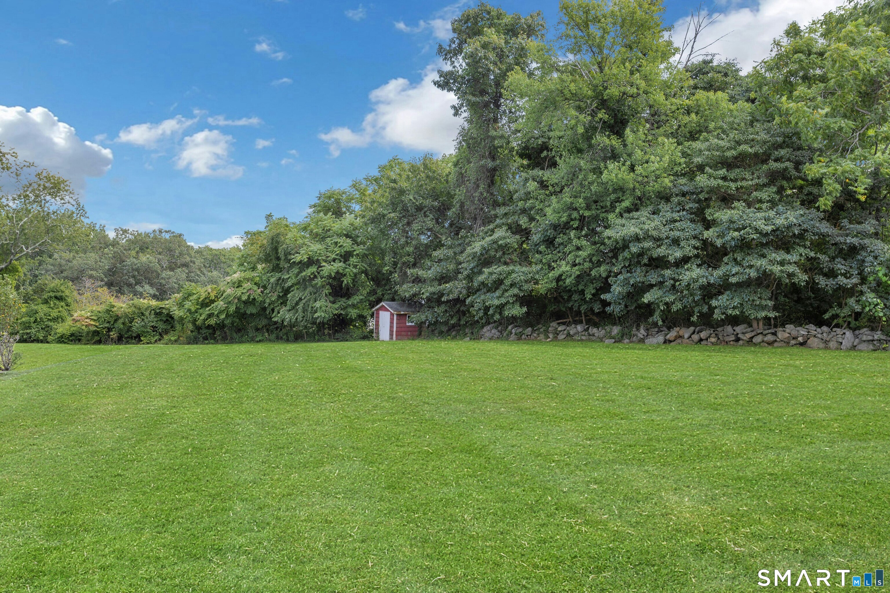 67 Barclay Drive, Stamford, Connecticut photo 3