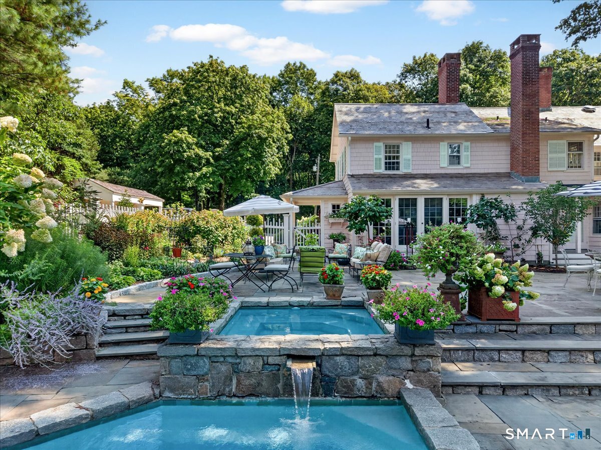 25 Johnny Cake Hill Road photo 38