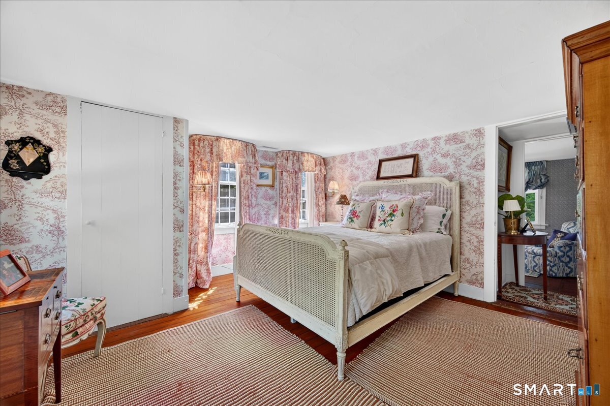 25 Johnny Cake Hill Road photo 31