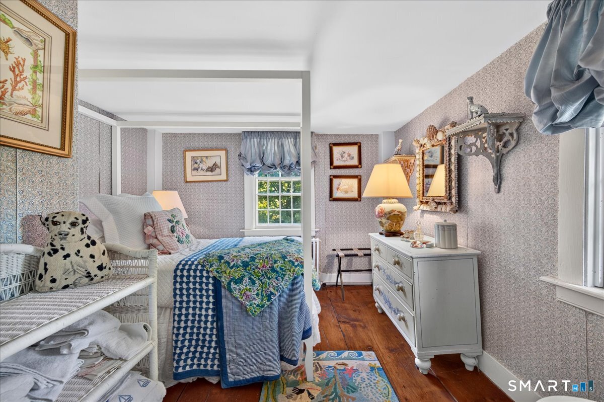 25 Johnny Cake Hill Road photo 33