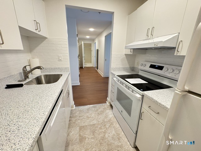 59 Courtland Avenue, Stamford, Connecticut photo 1